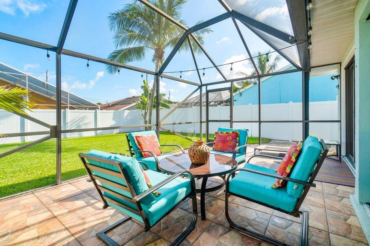 6085 Robinson, Jupiter FL 33458