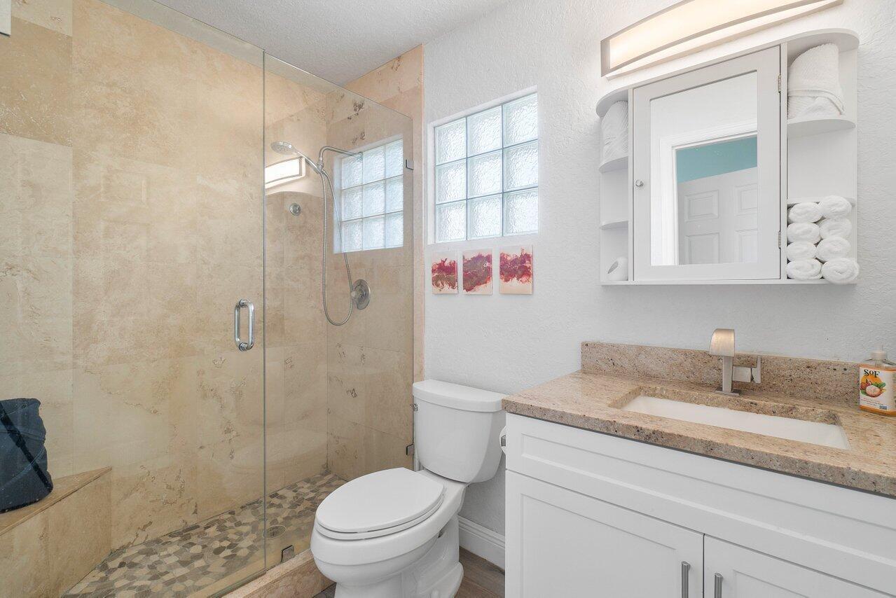 6085 Robinson, Jupiter FL 33458