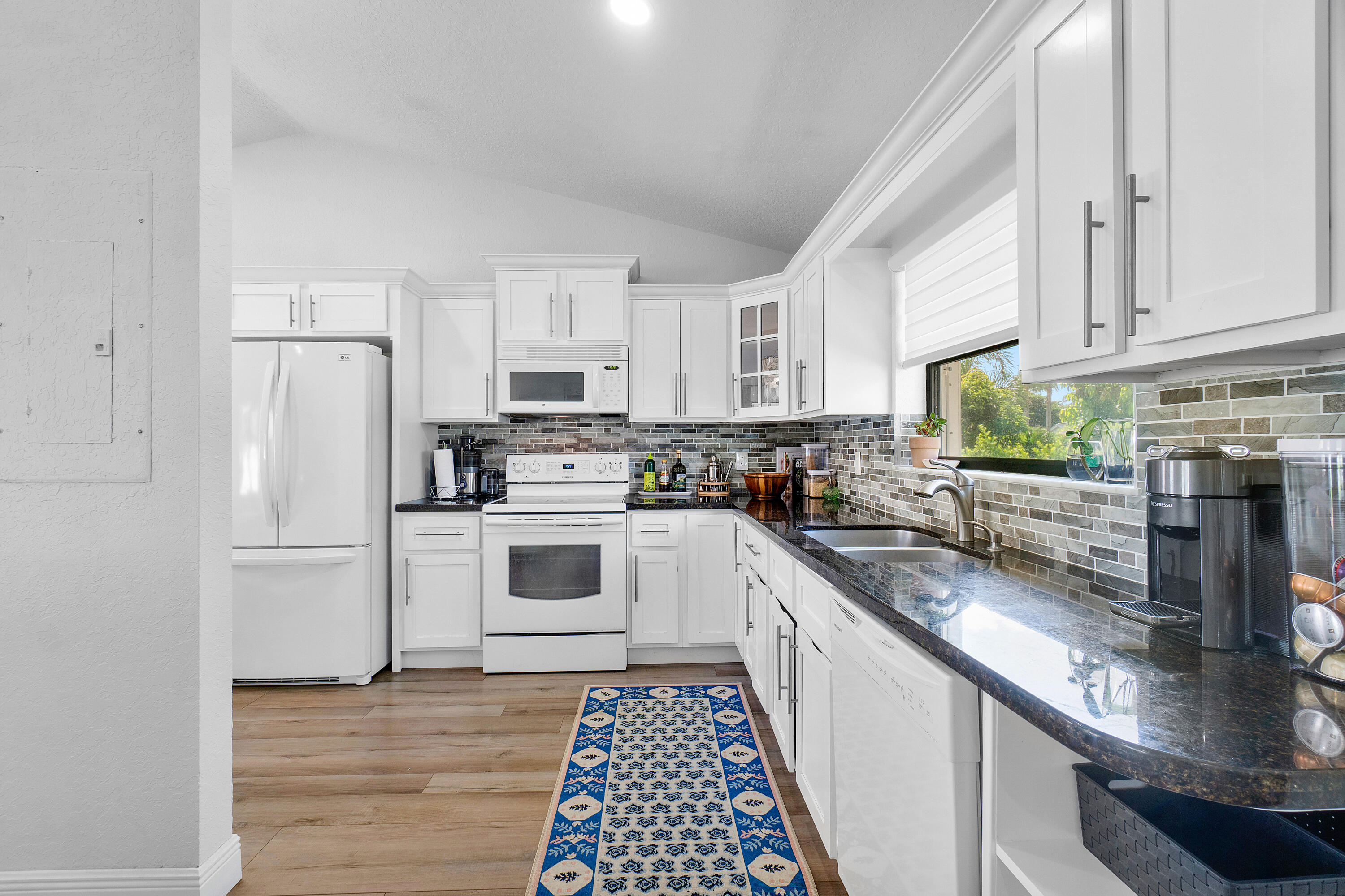 6085 Robinson, Jupiter FL 33458