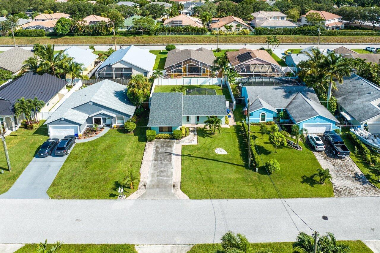 6085 Robinson, Jupiter FL 33458