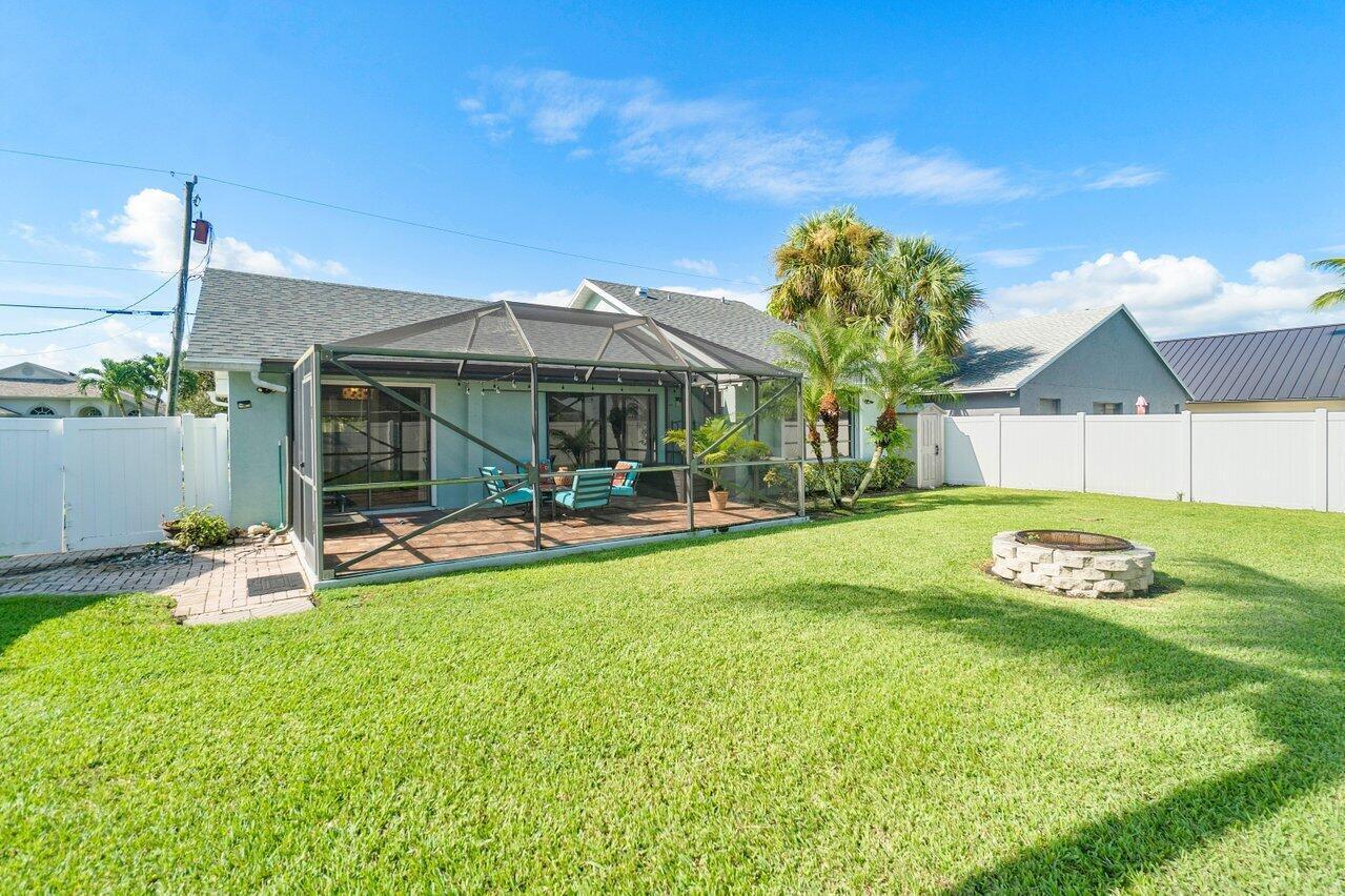 6085 Robinson, Jupiter FL 33458