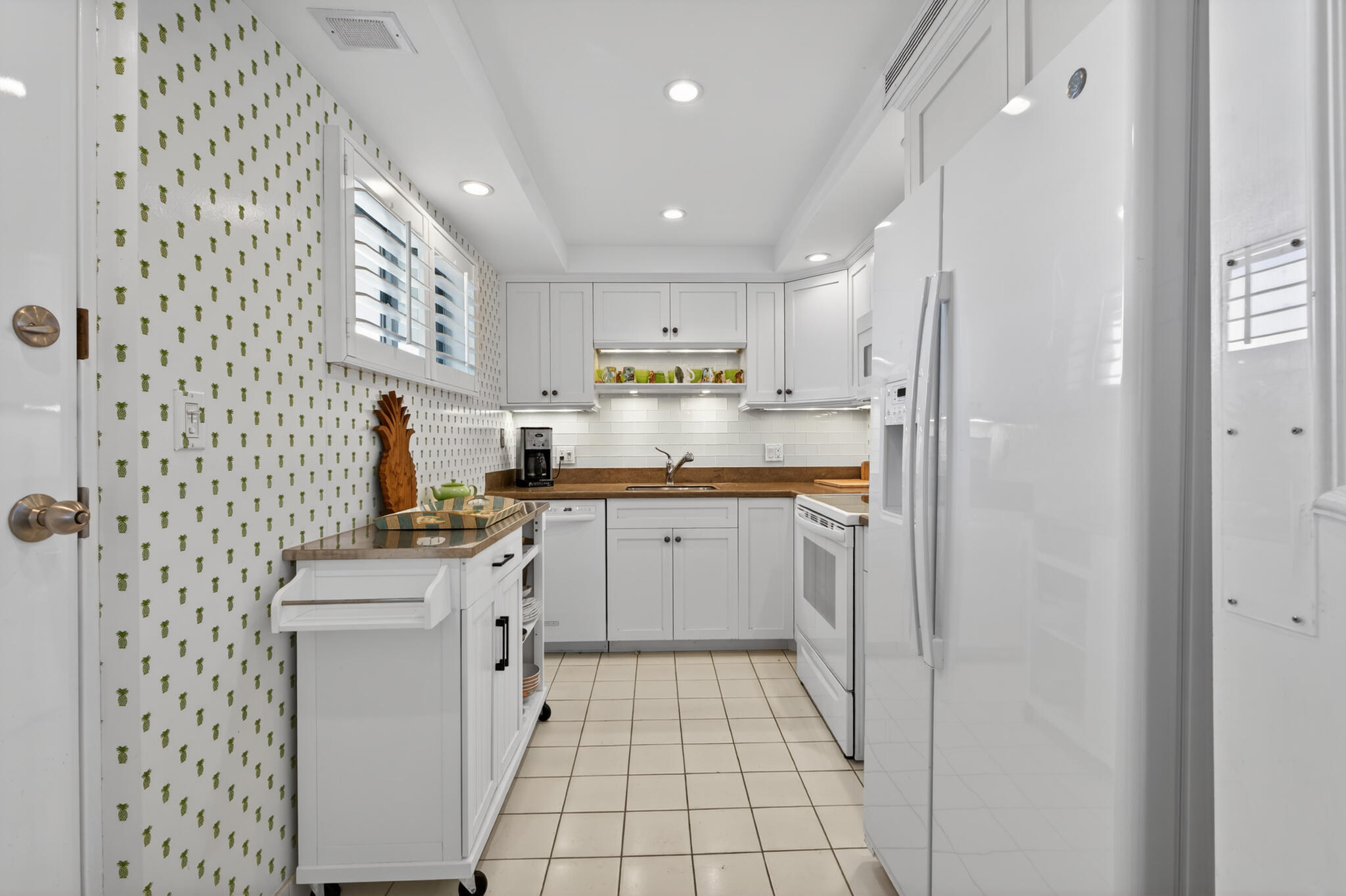 227 Australian #2c, Palm Beach FL 33480