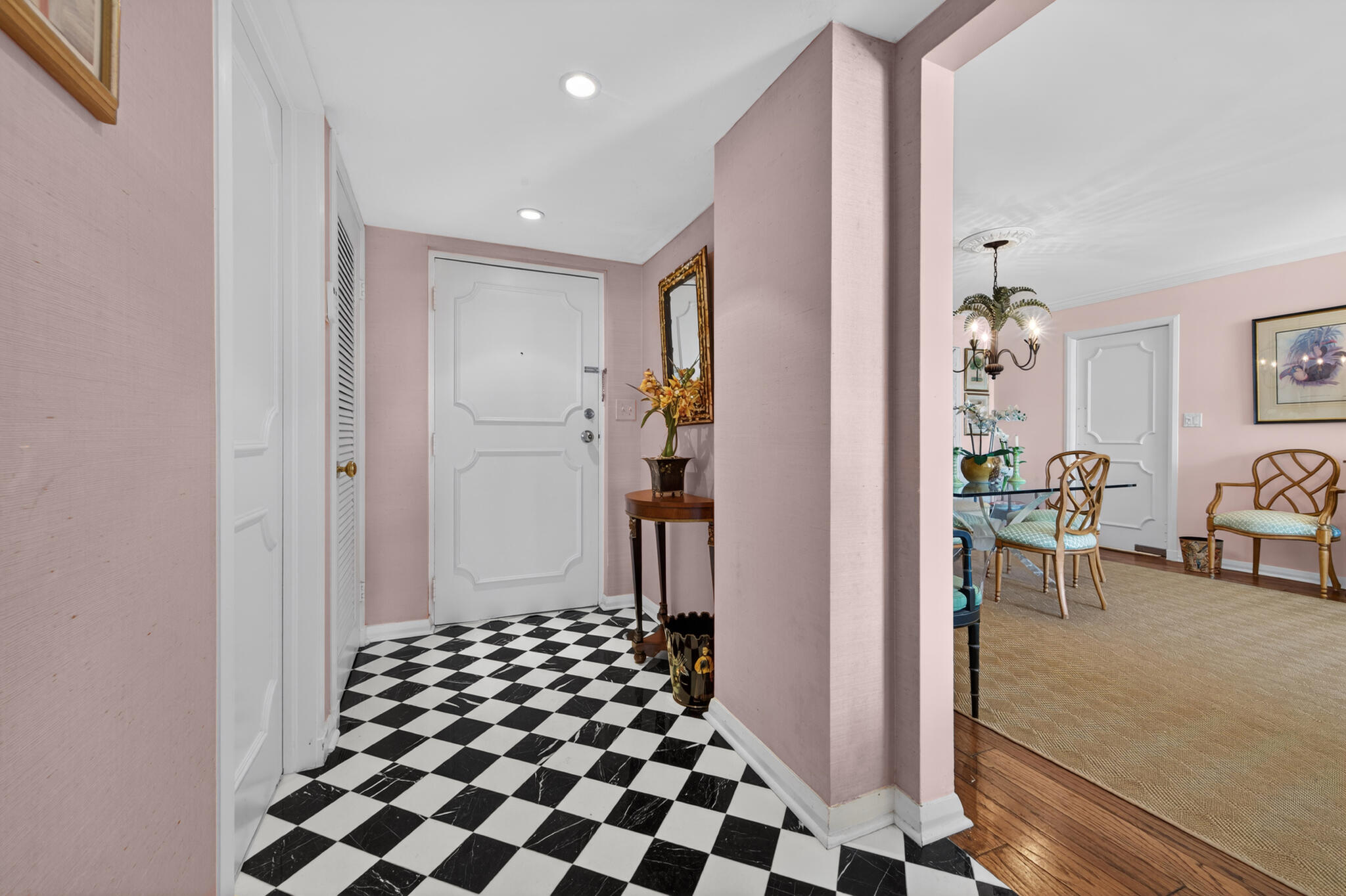 227 Australian #2c, Palm Beach FL 33480