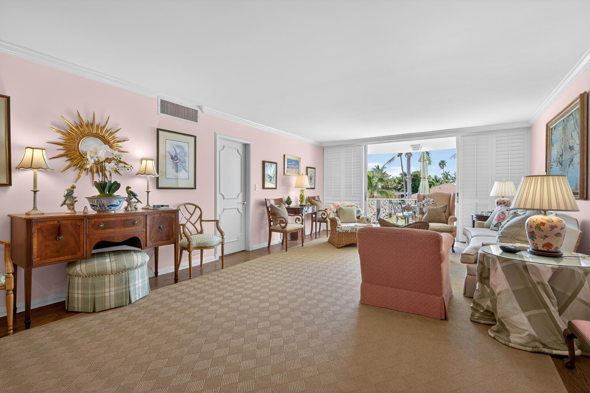 227 Australian #2c, Palm Beach FL 33480