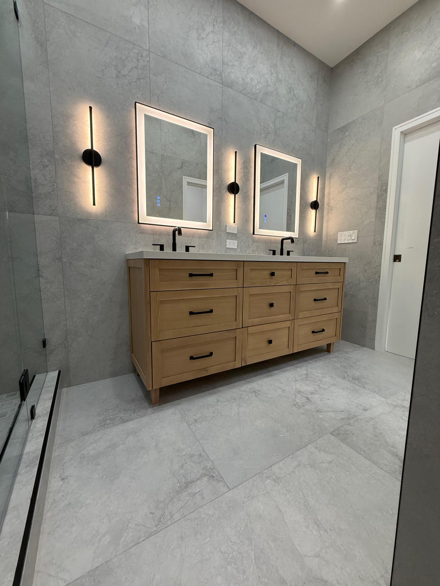 8676 Doverbrook, Palm Beach Gardens FL 33410
