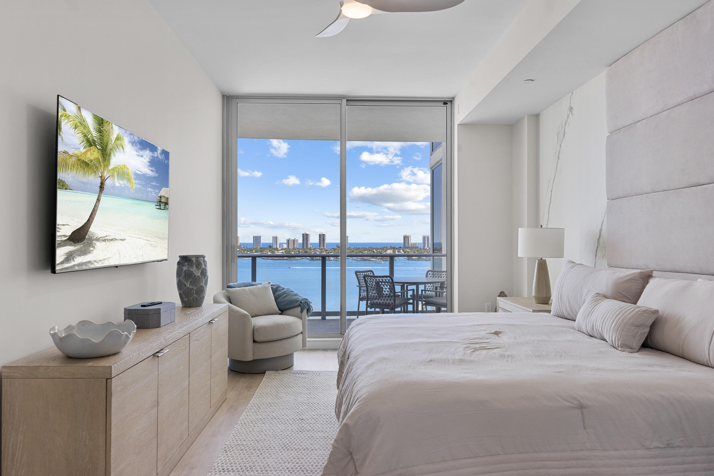 220 Lake Shore #1410, Lake Park FL 33403