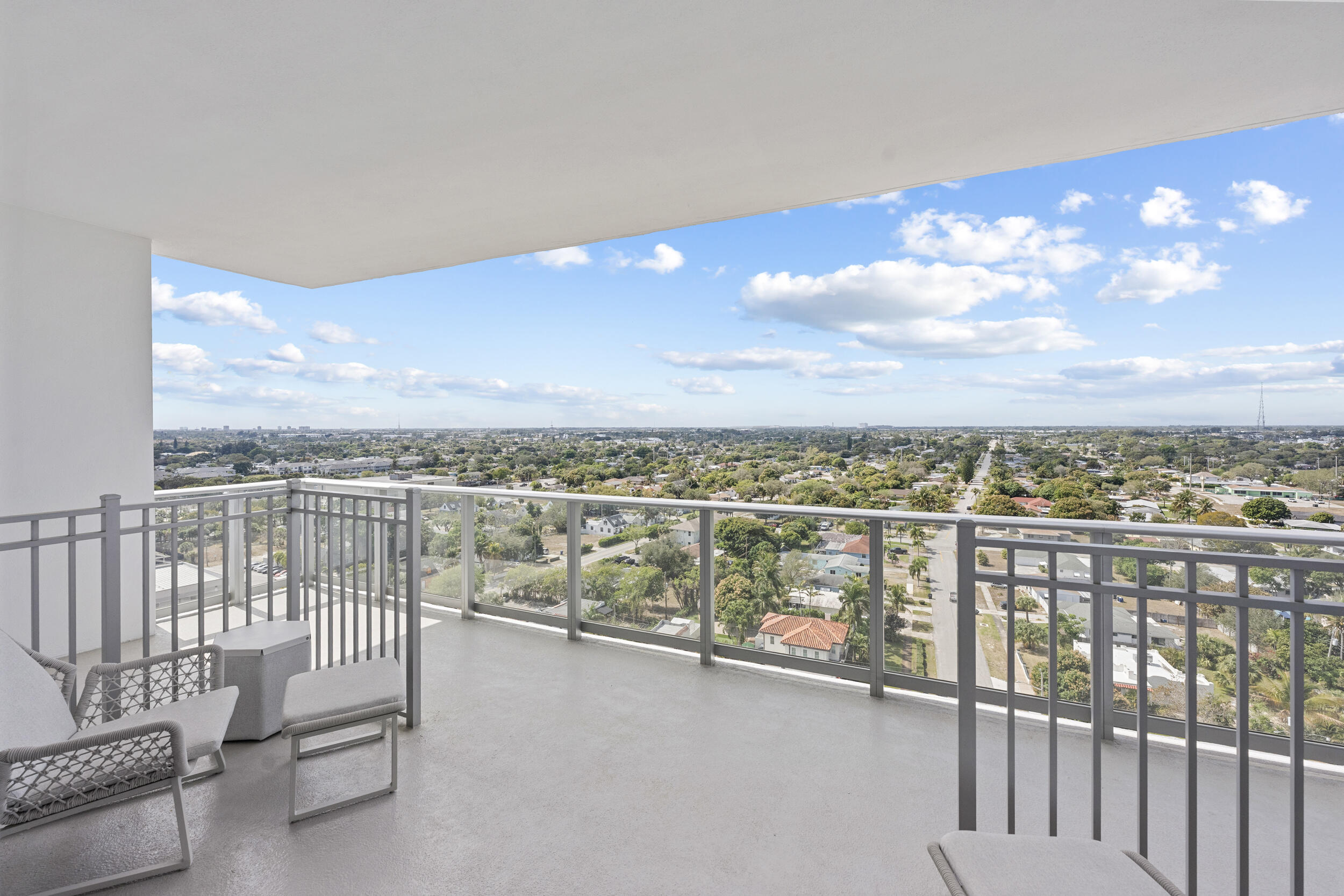 220 Lake Shore #1410, Lake Park FL 33403