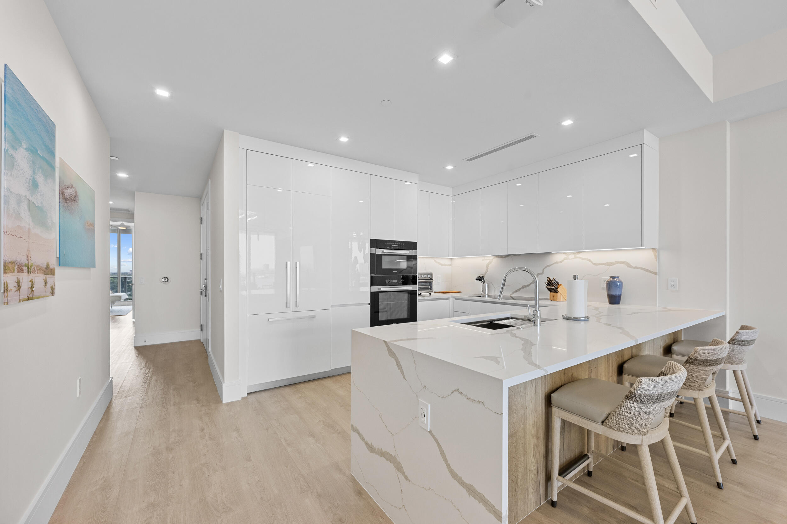 220 Lake Shore #1410, Lake Park FL 33403