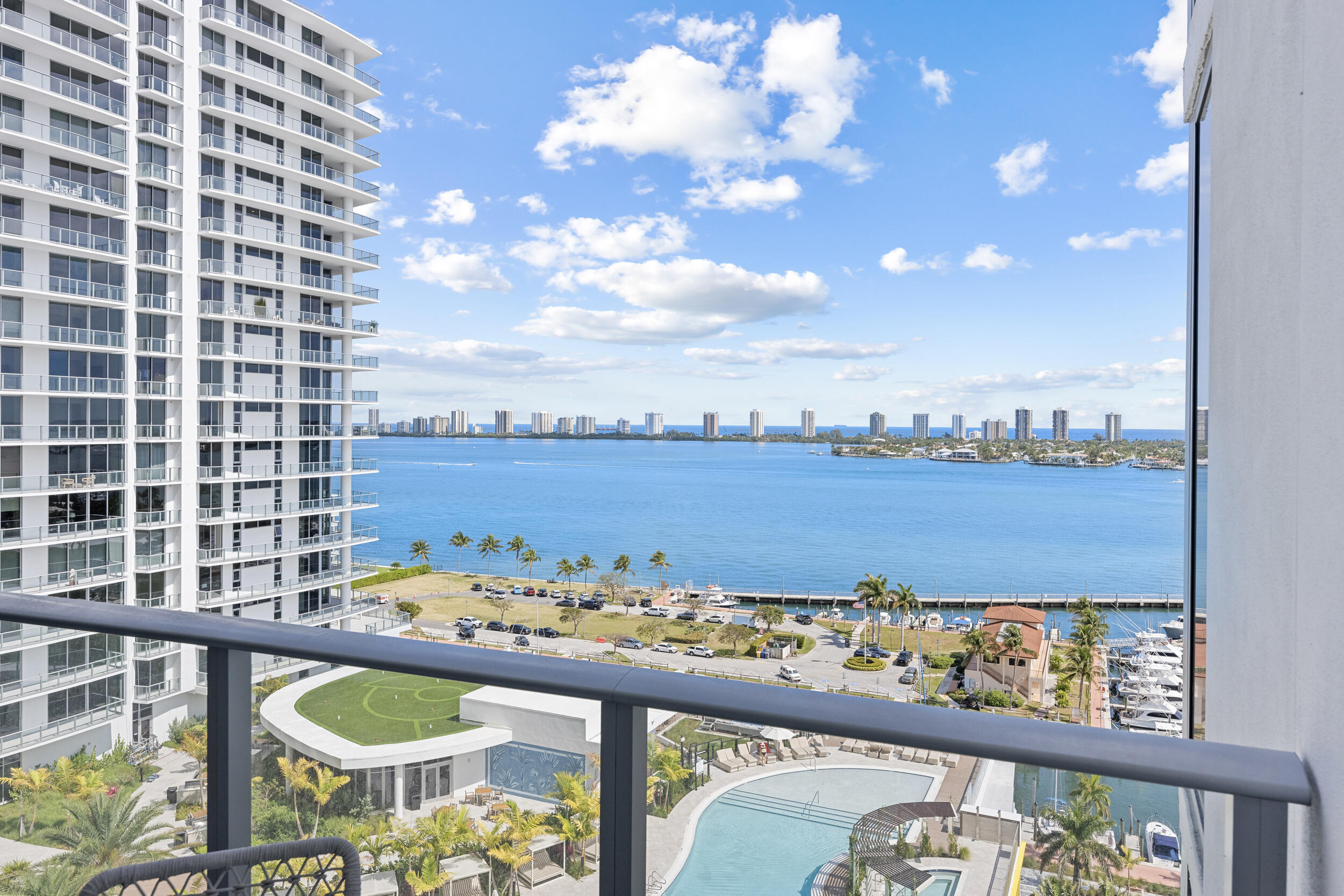 220 Lake Shore #1410, Lake Park FL 33403
