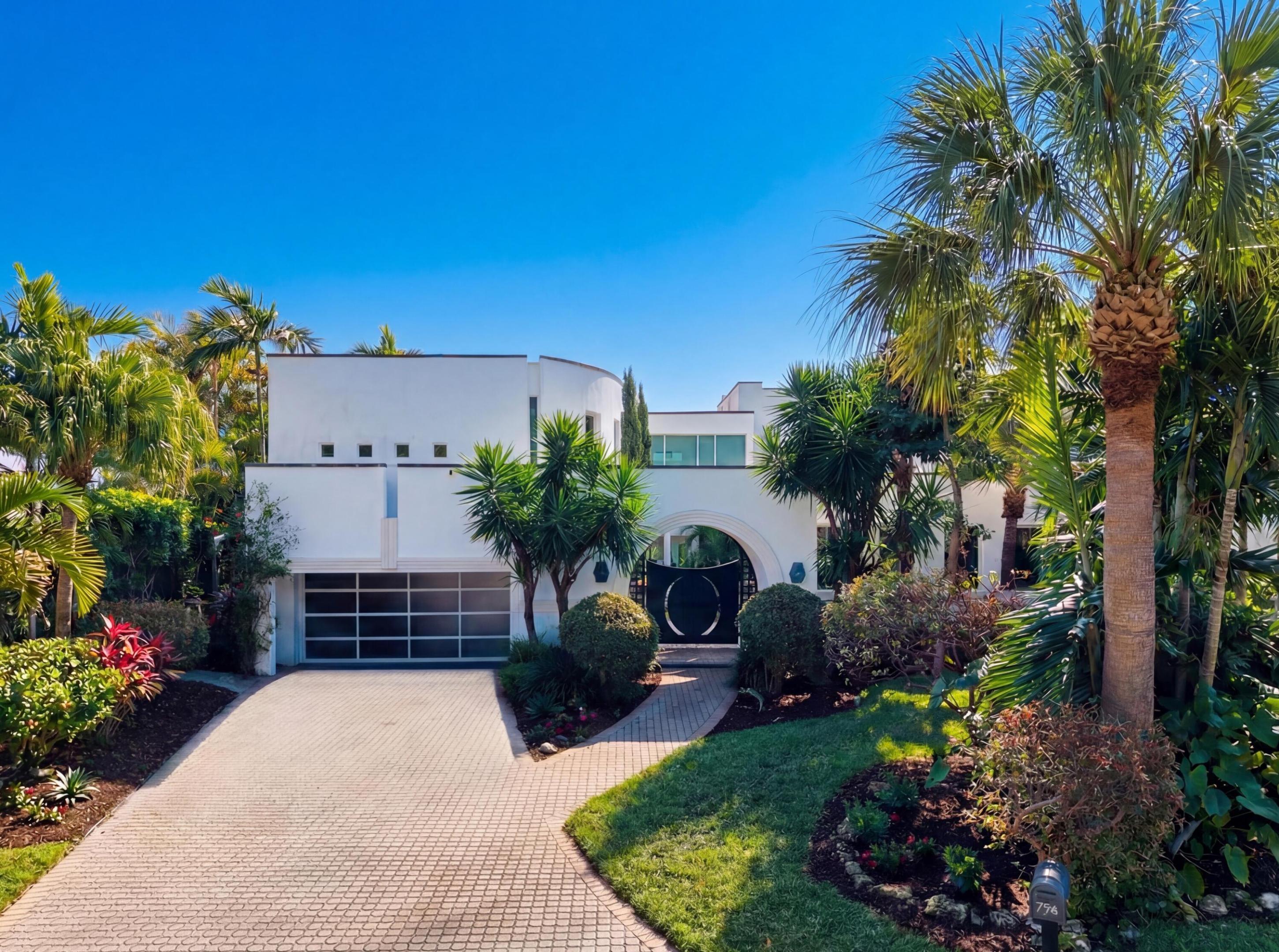 794 Staghorn, Boca Raton FL 33432