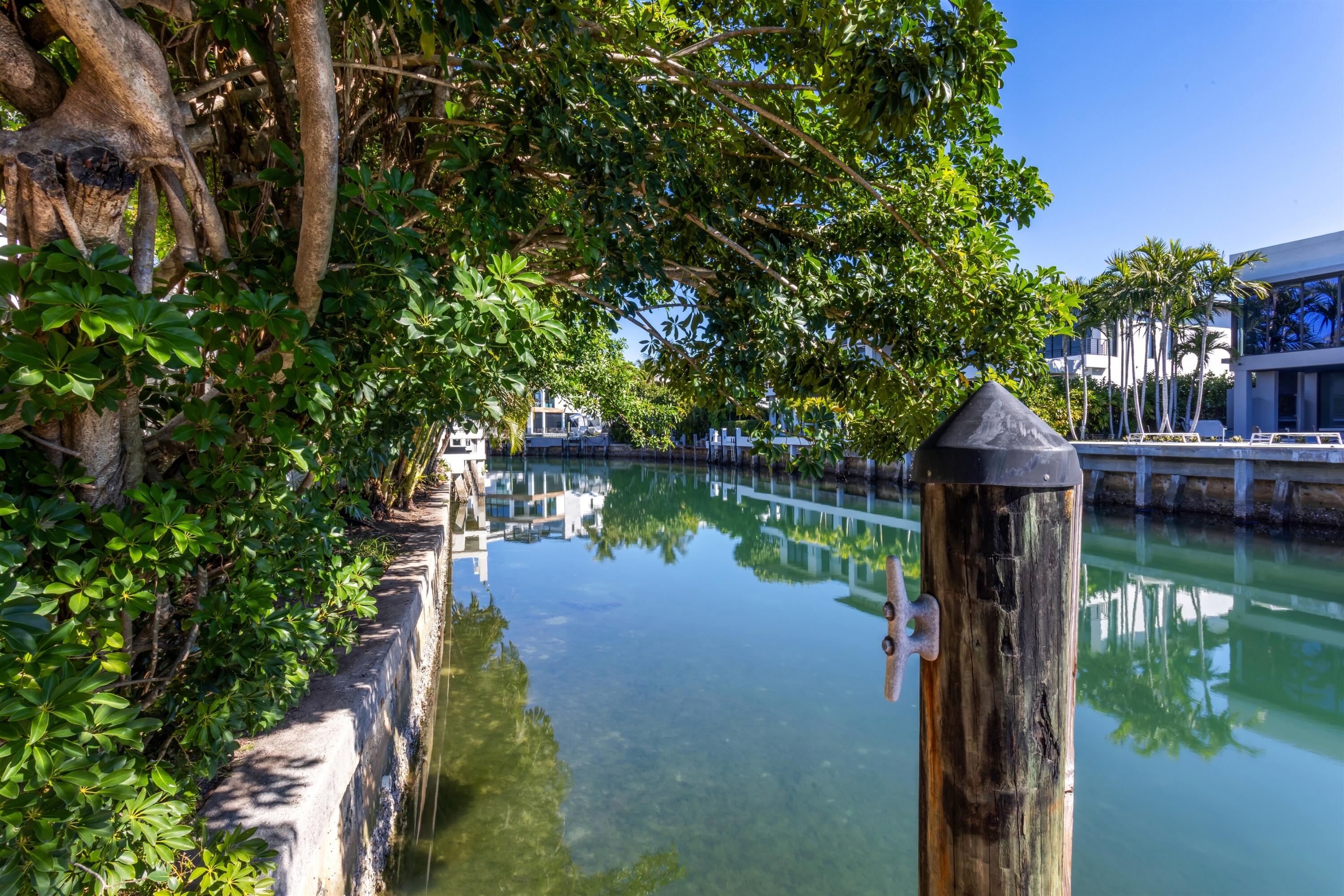 794 Staghorn, Boca Raton FL 33432