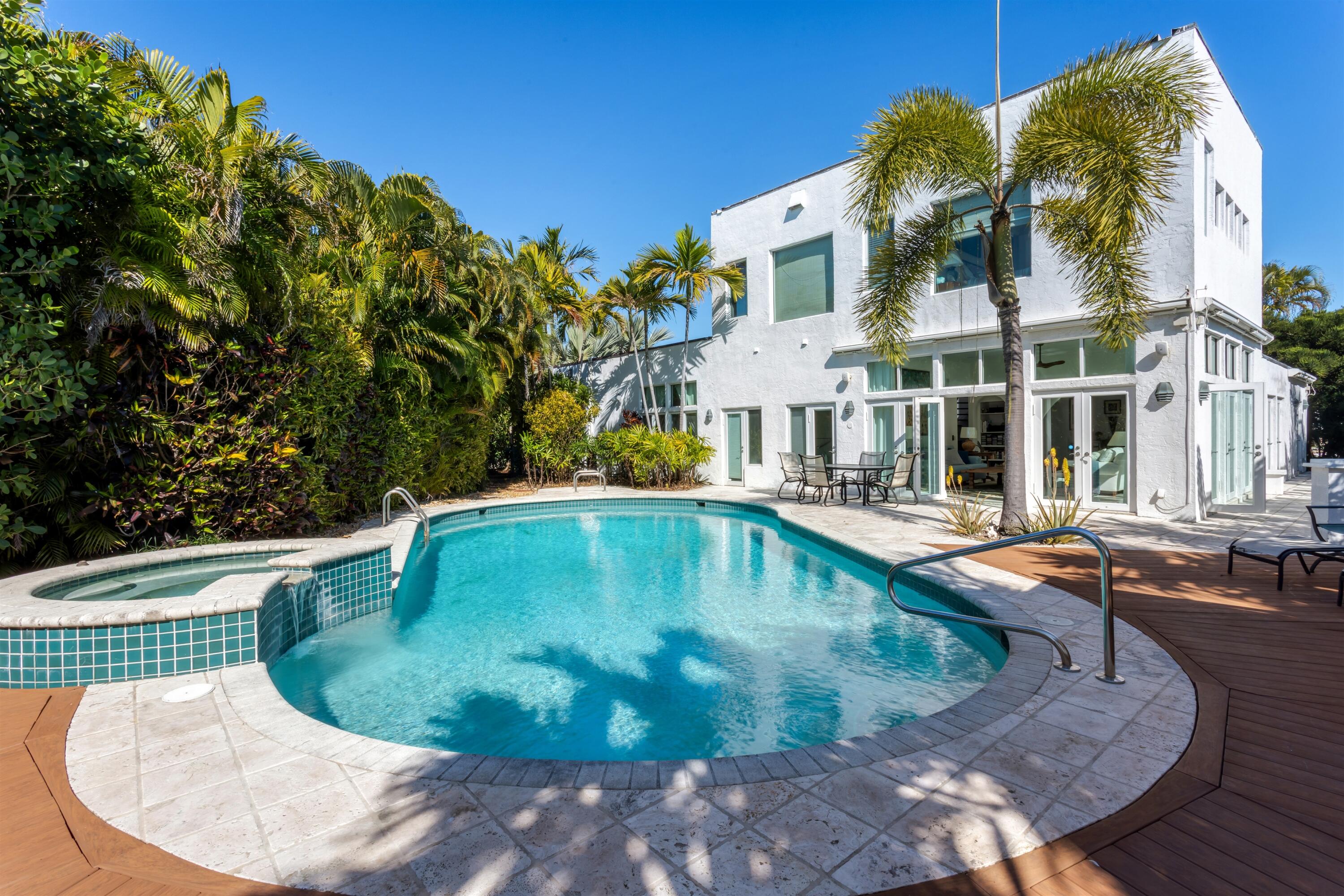 794 Staghorn, Boca Raton FL 33432