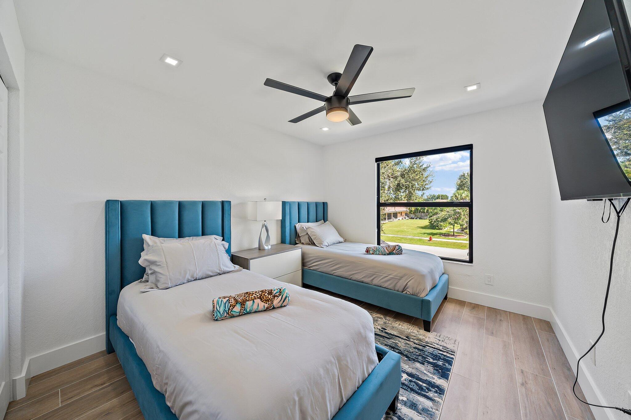 1878 Lynton, Wellington FL 33414