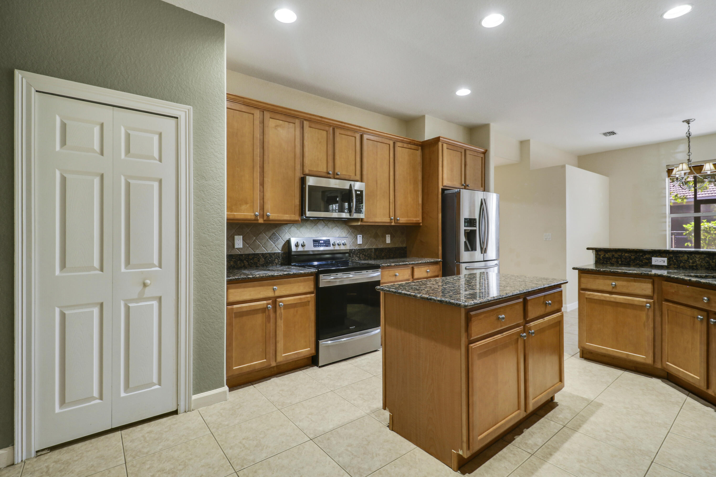 3804 Victoria, West Palm Beach FL 33411