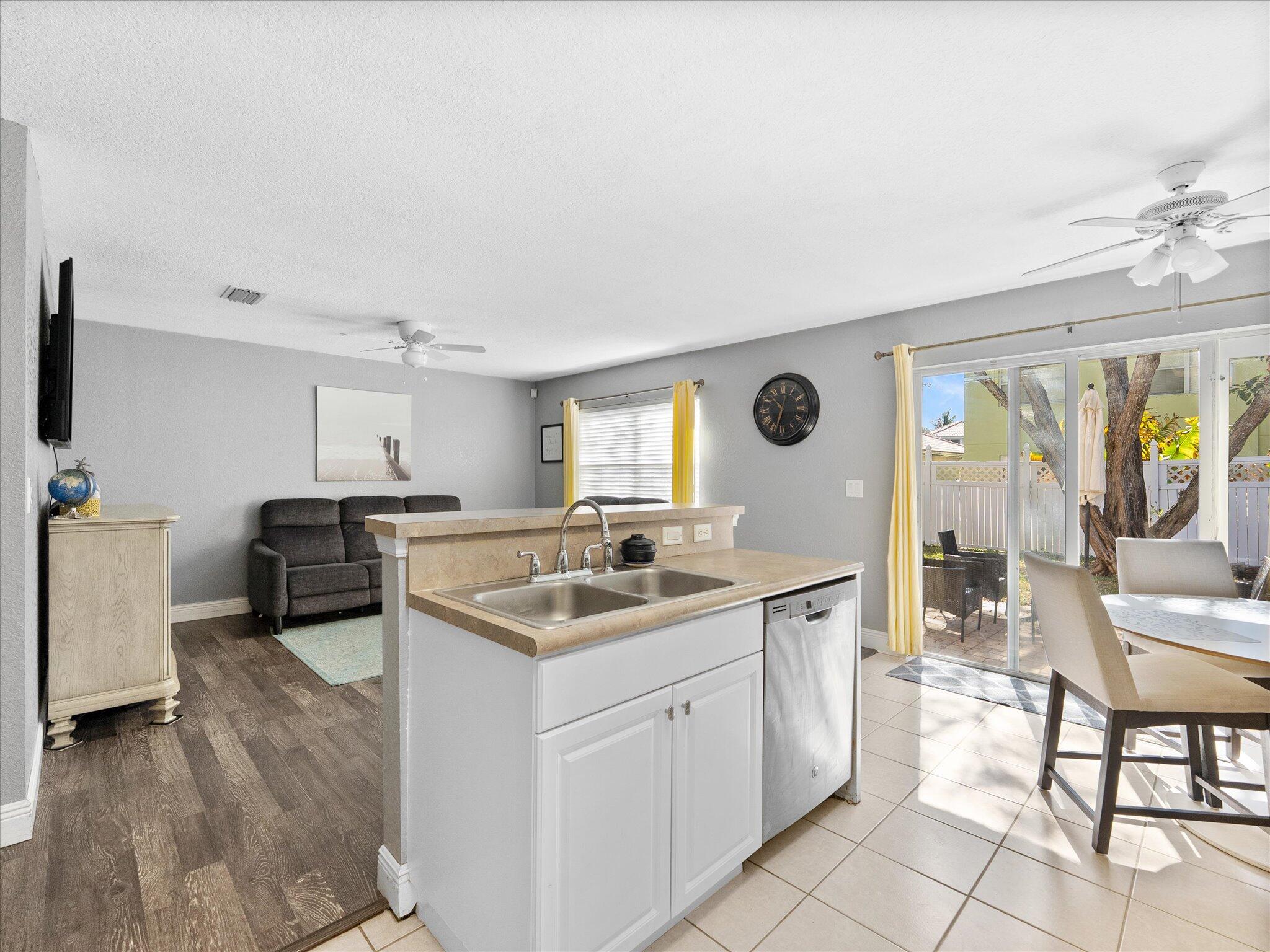 3422 Commodore, West Palm Beach FL 33411