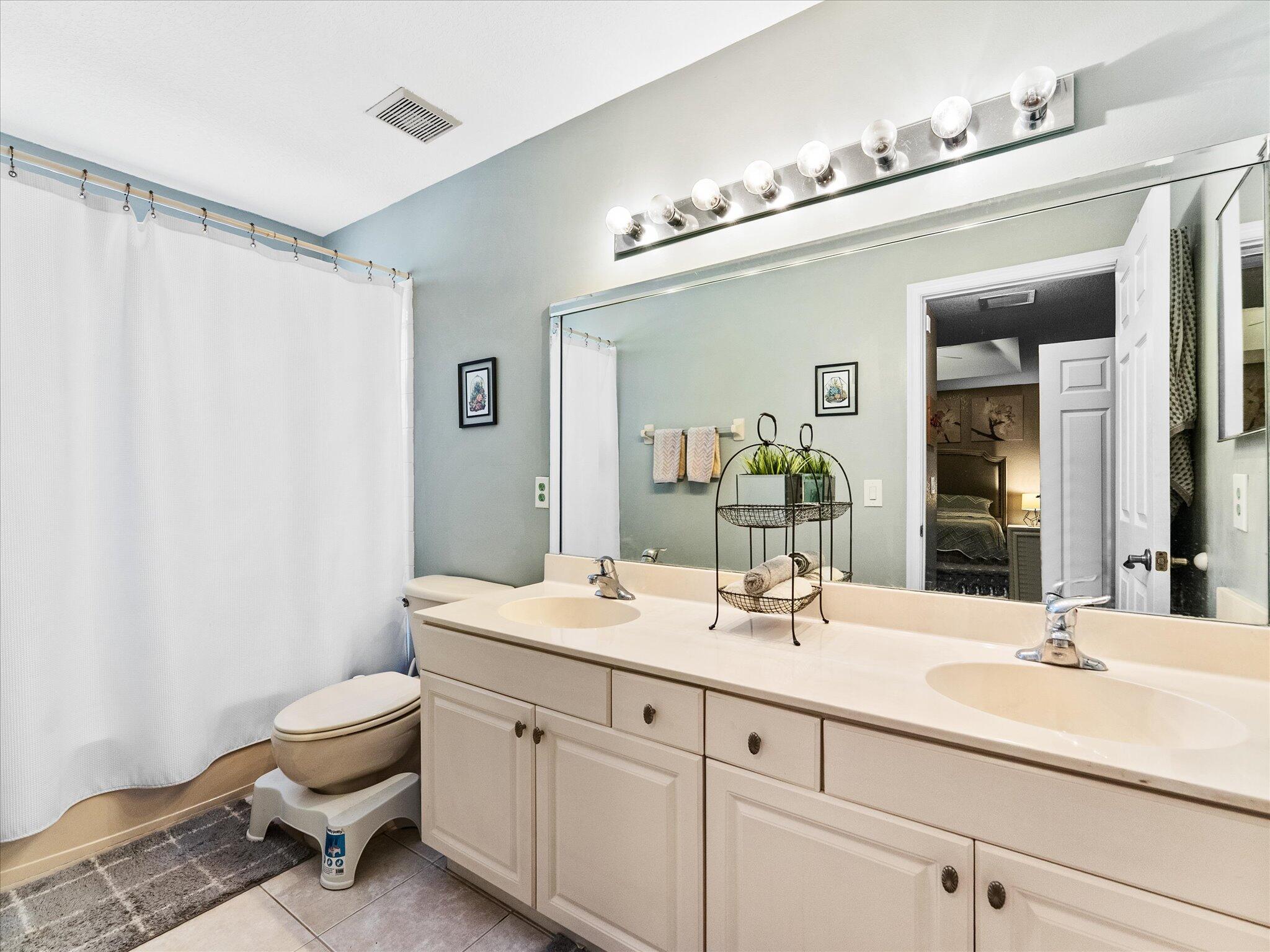 3422 Commodore, West Palm Beach FL 33411