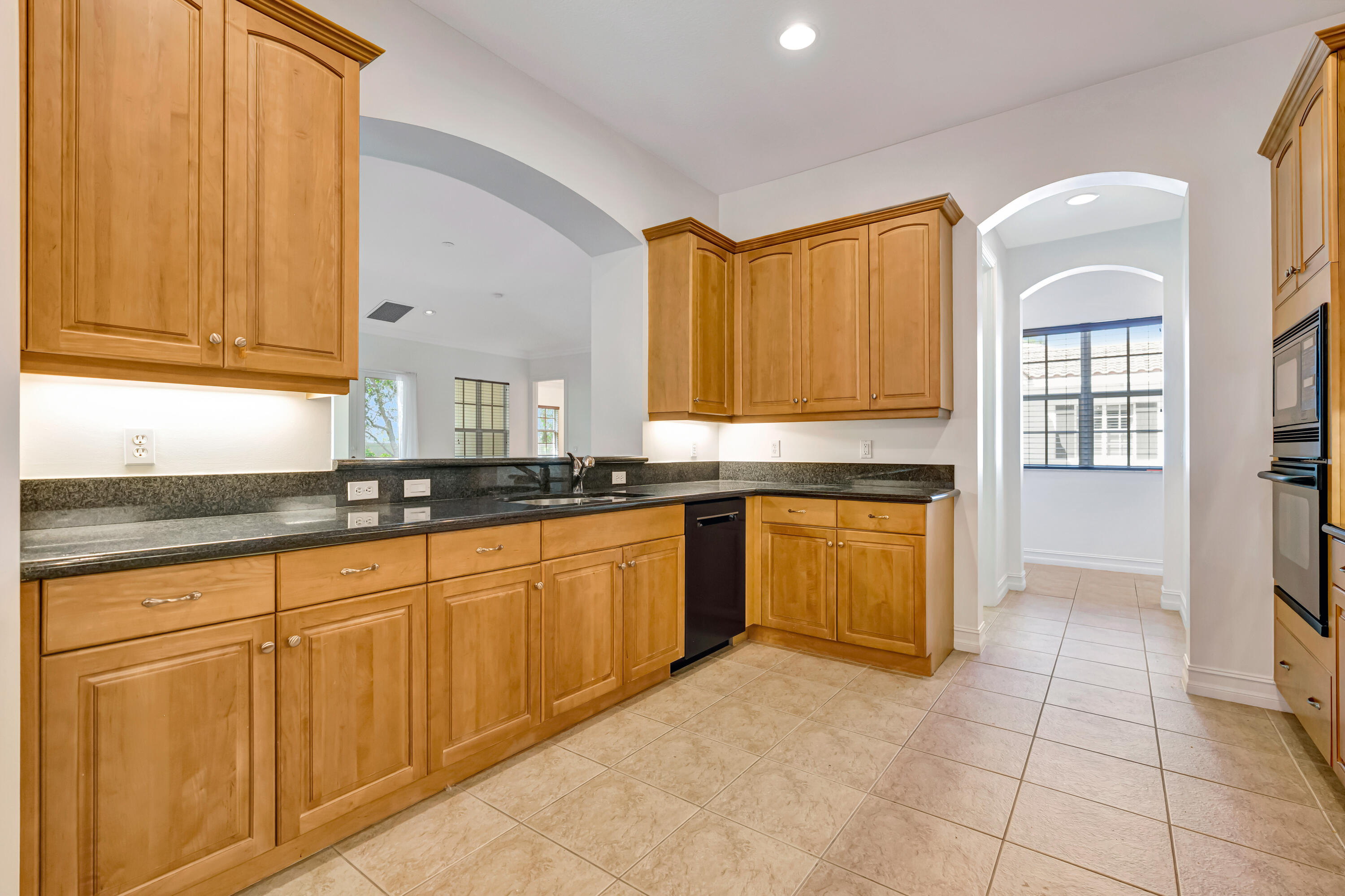 359 Chambord, Palm Beach Gardens FL 33410