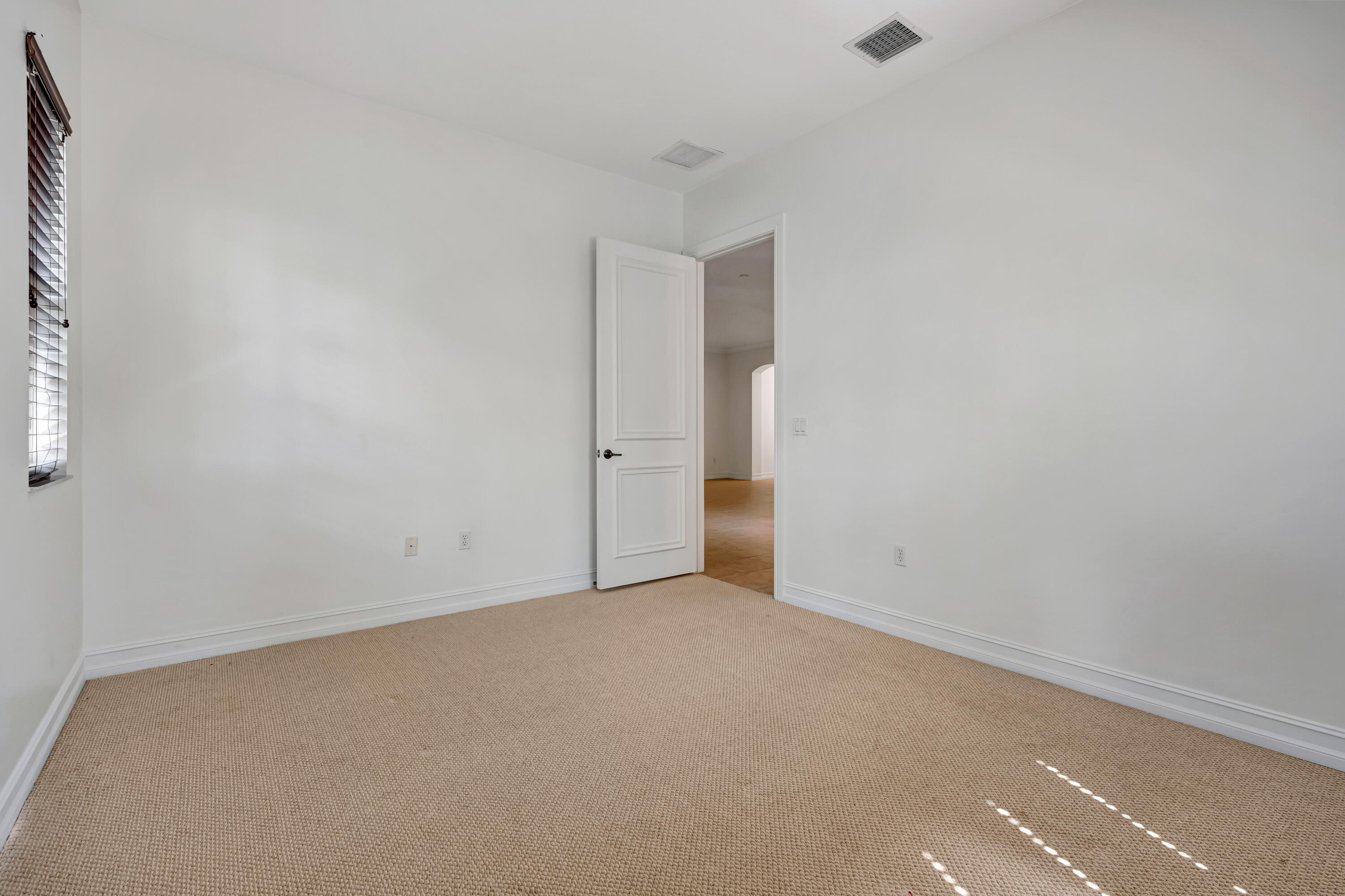 359 Chambord, Palm Beach Gardens FL 33410