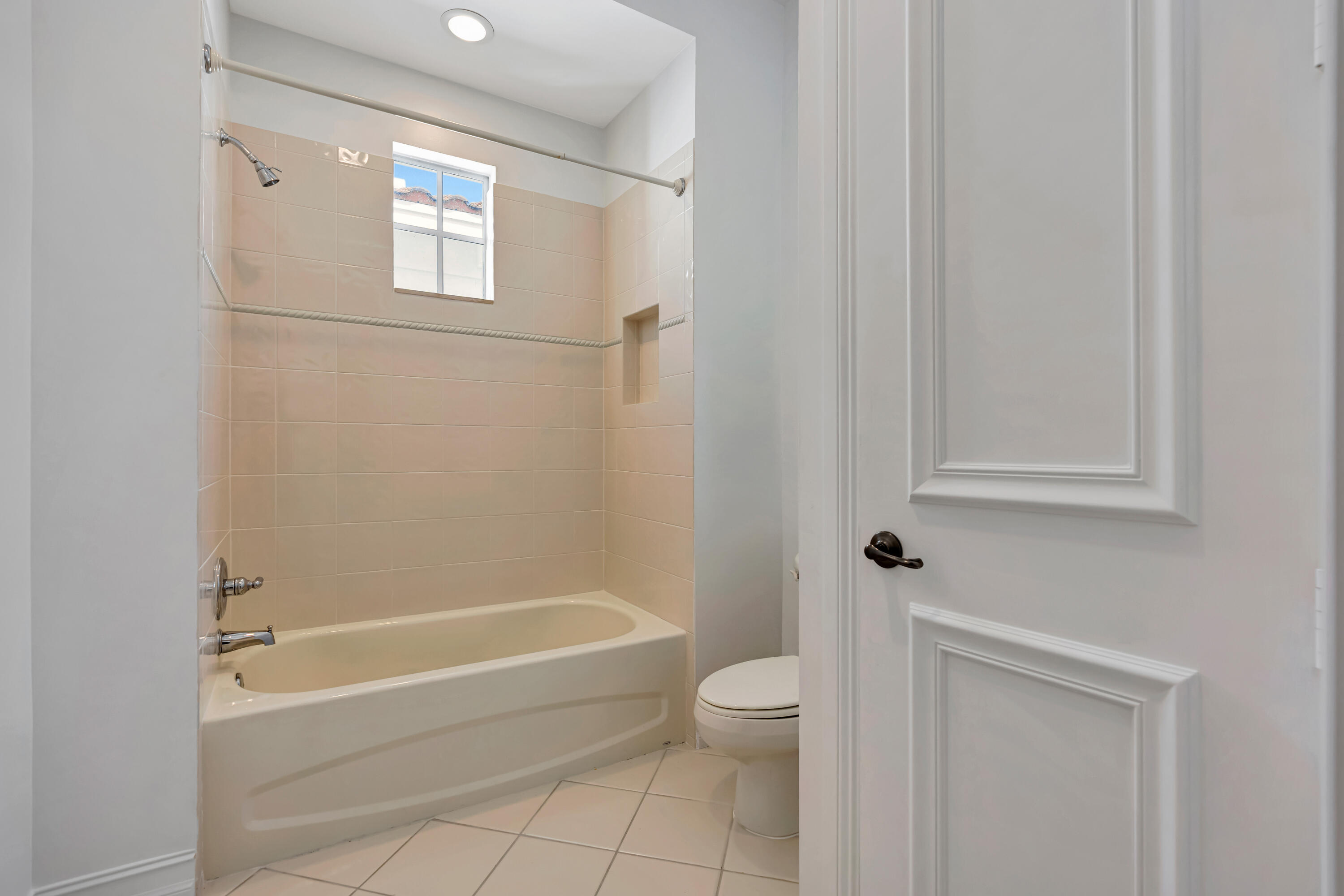 359 Chambord, Palm Beach Gardens FL 33410