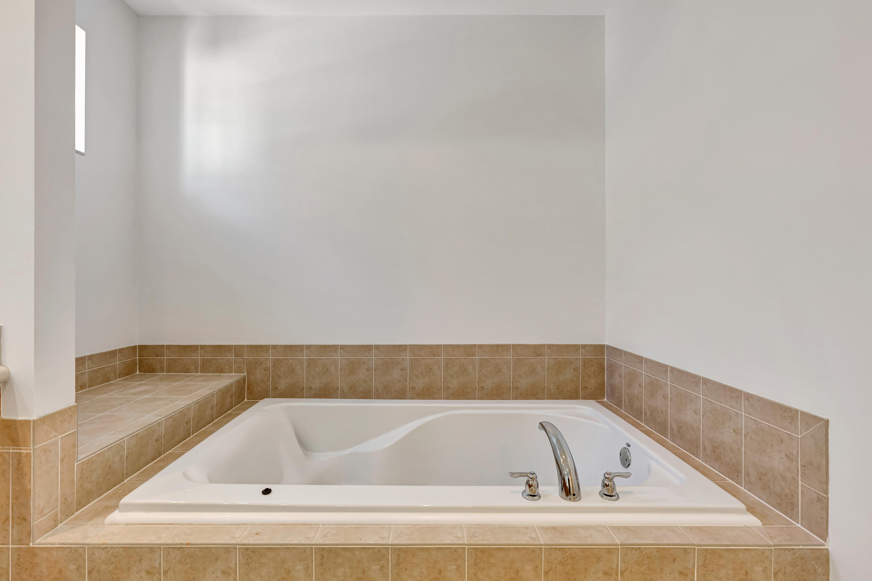 359 Chambord, Palm Beach Gardens FL 33410