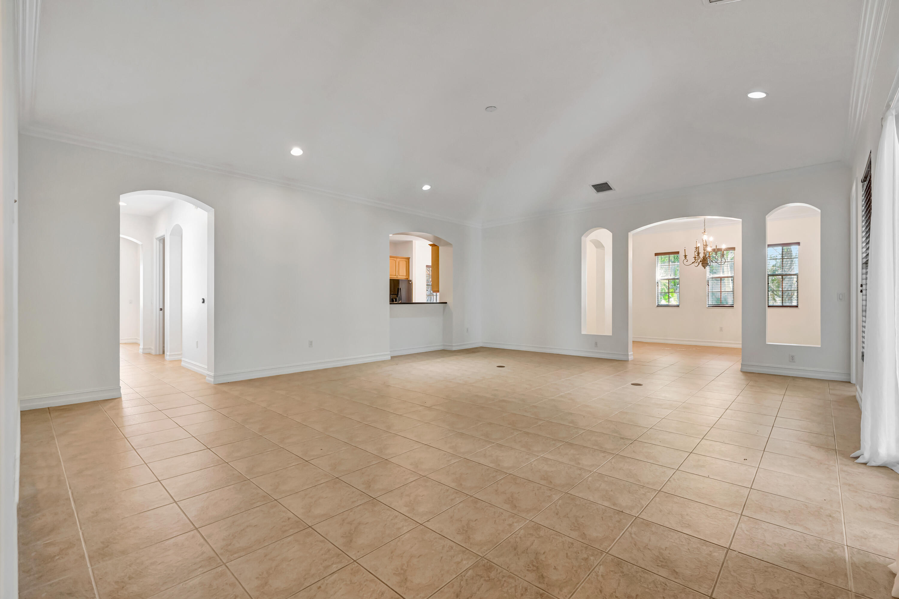 359 Chambord, Palm Beach Gardens FL 33410