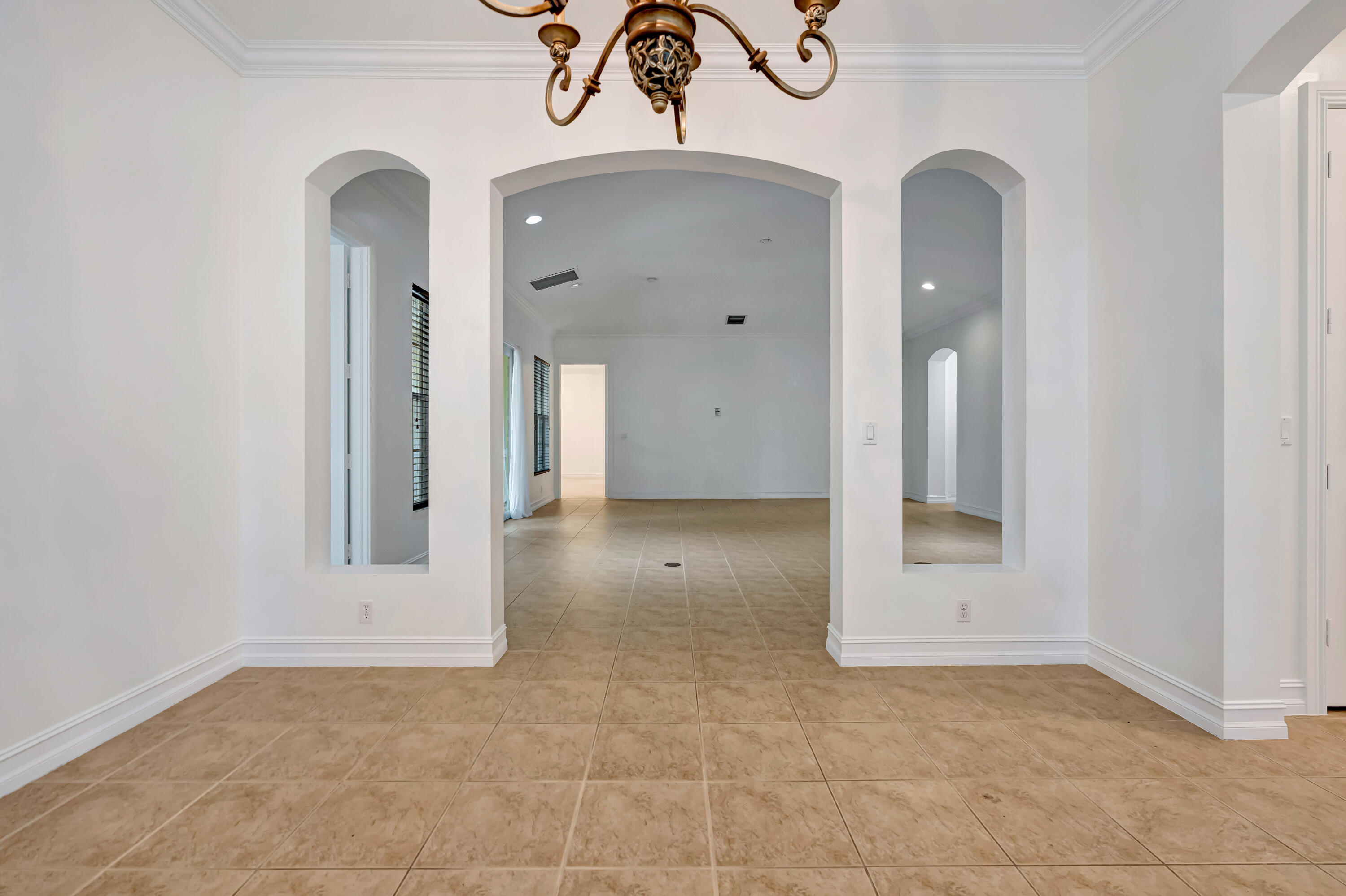 359 Chambord, Palm Beach Gardens FL 33410
