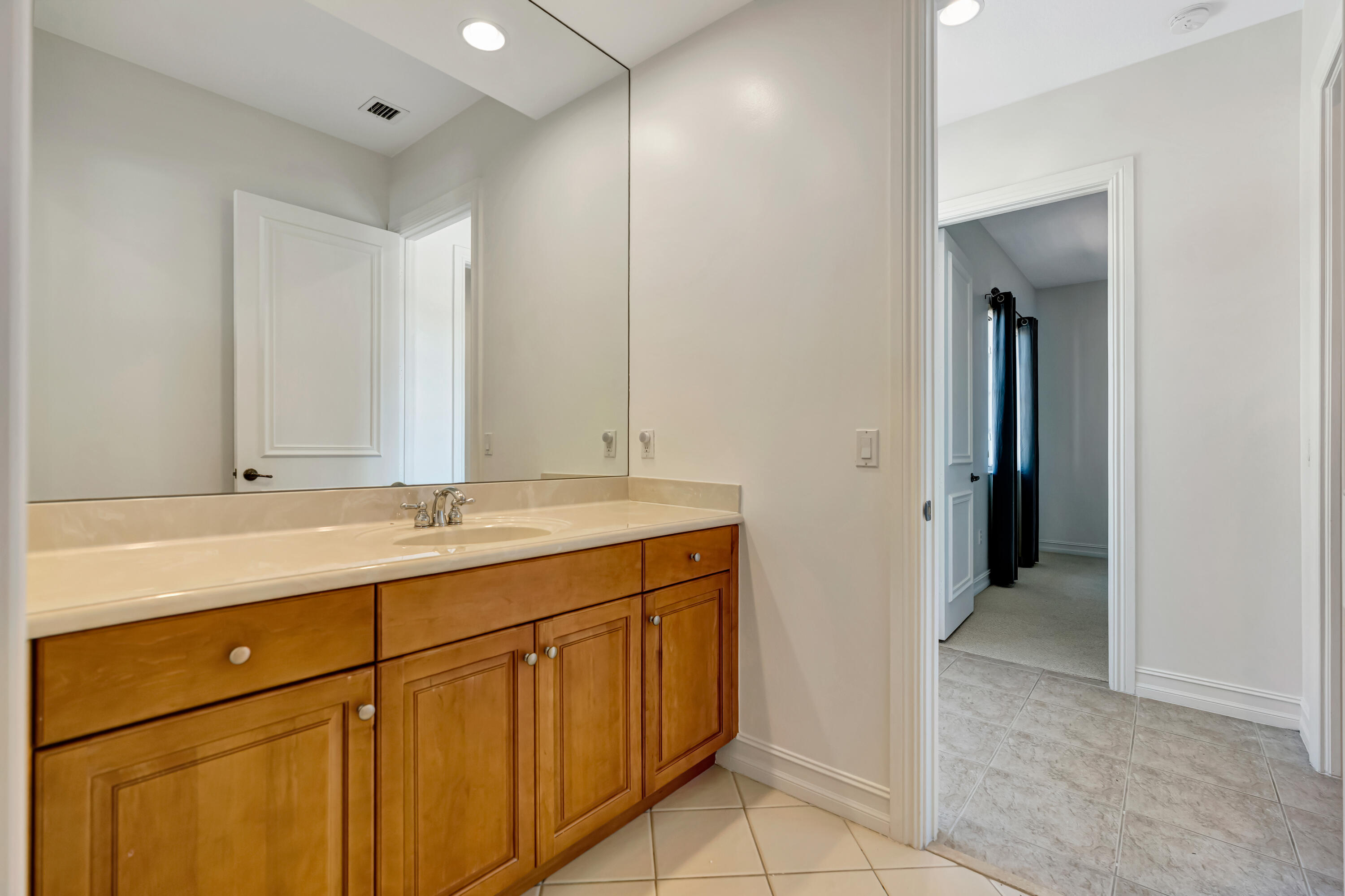 359 Chambord, Palm Beach Gardens FL 33410