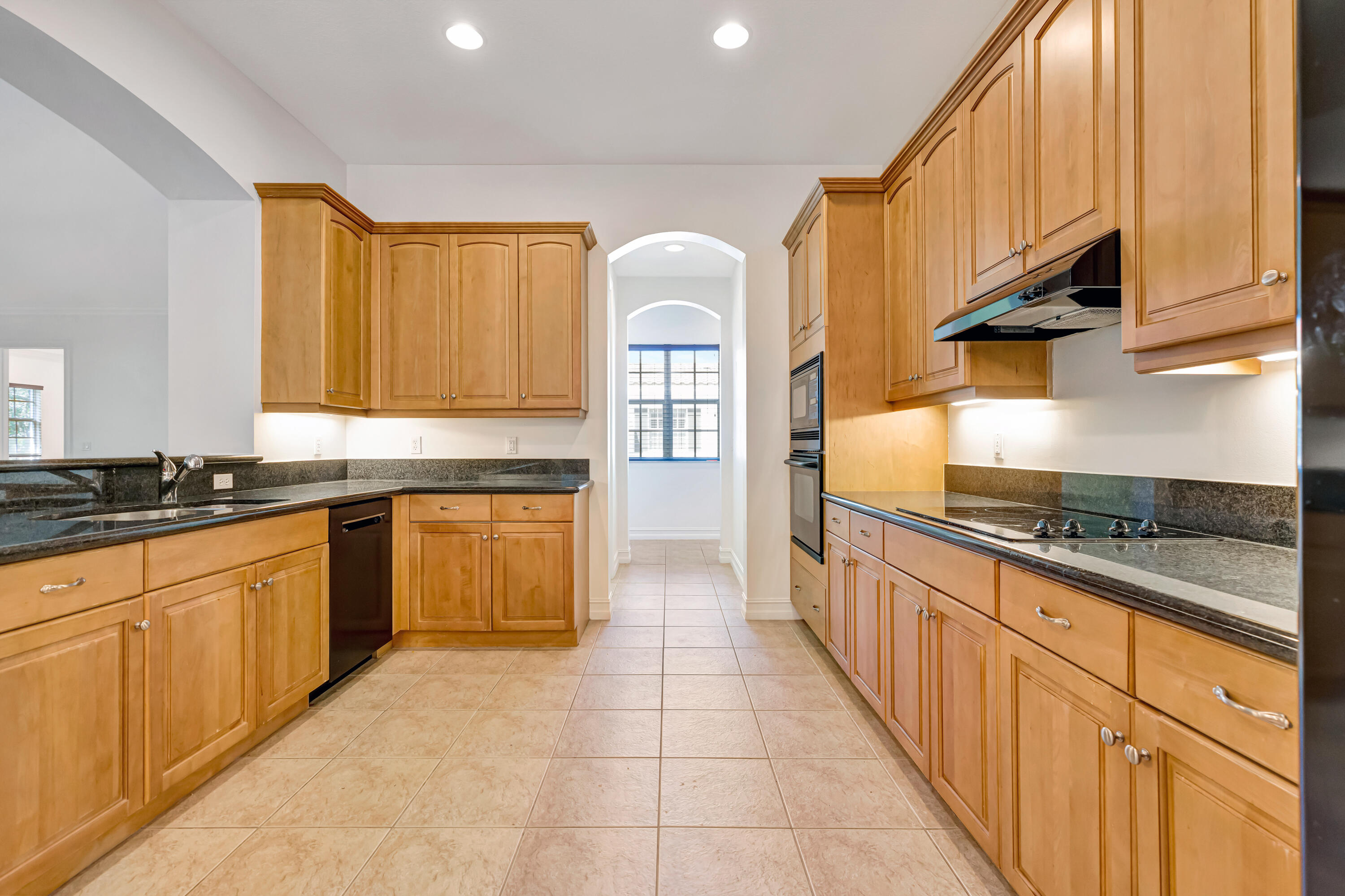 359 Chambord, Palm Beach Gardens FL 33410
