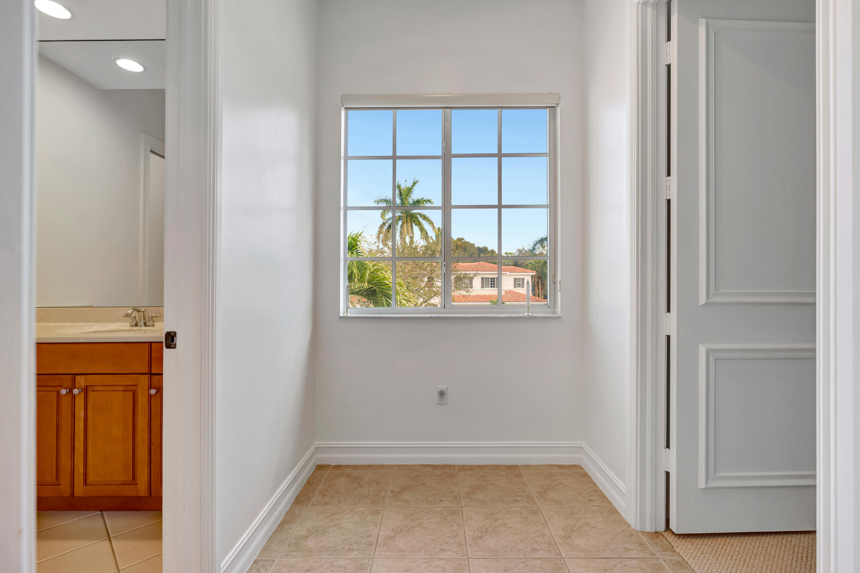 359 Chambord, Palm Beach Gardens FL 33410