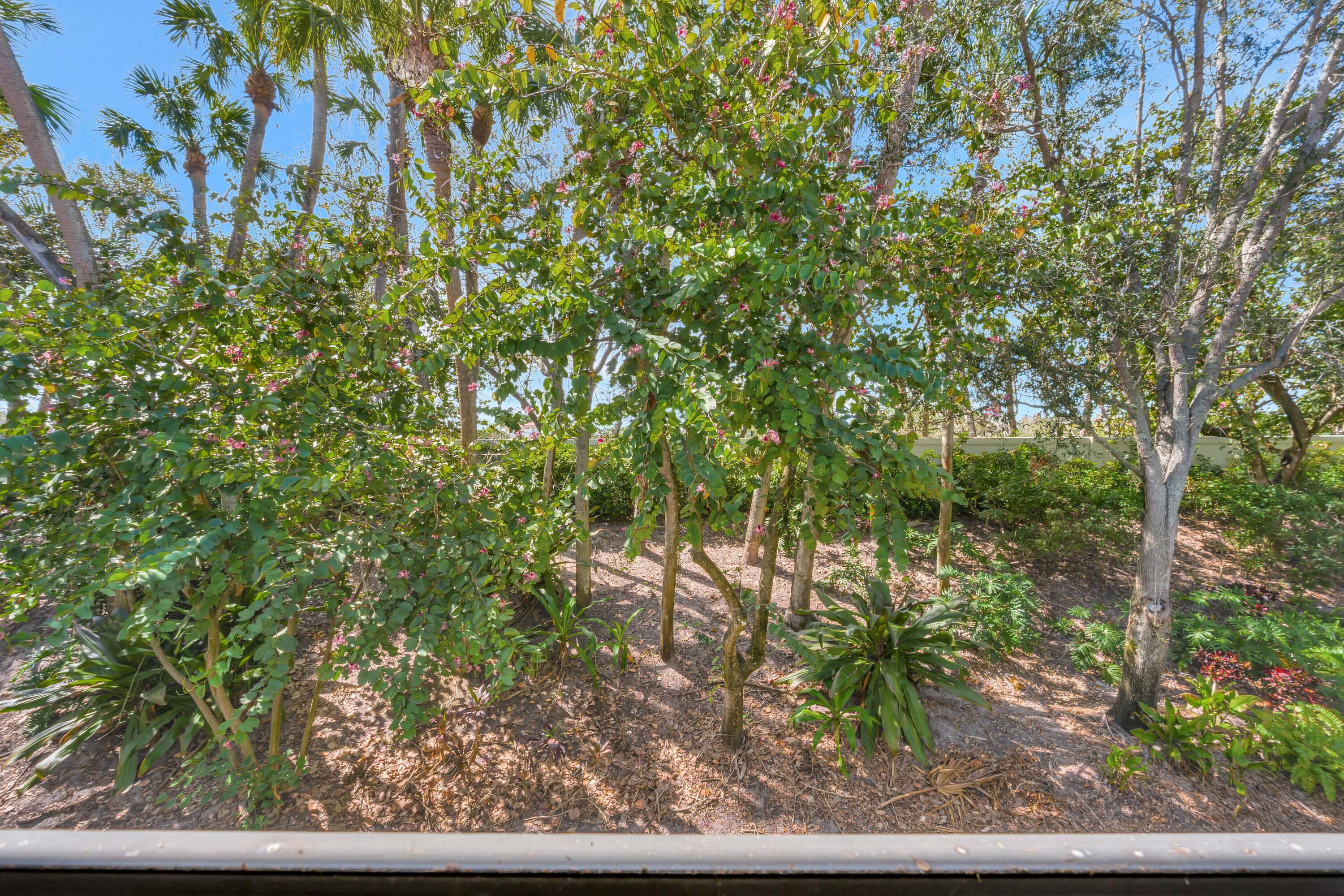 359 Chambord, Palm Beach Gardens FL 33410