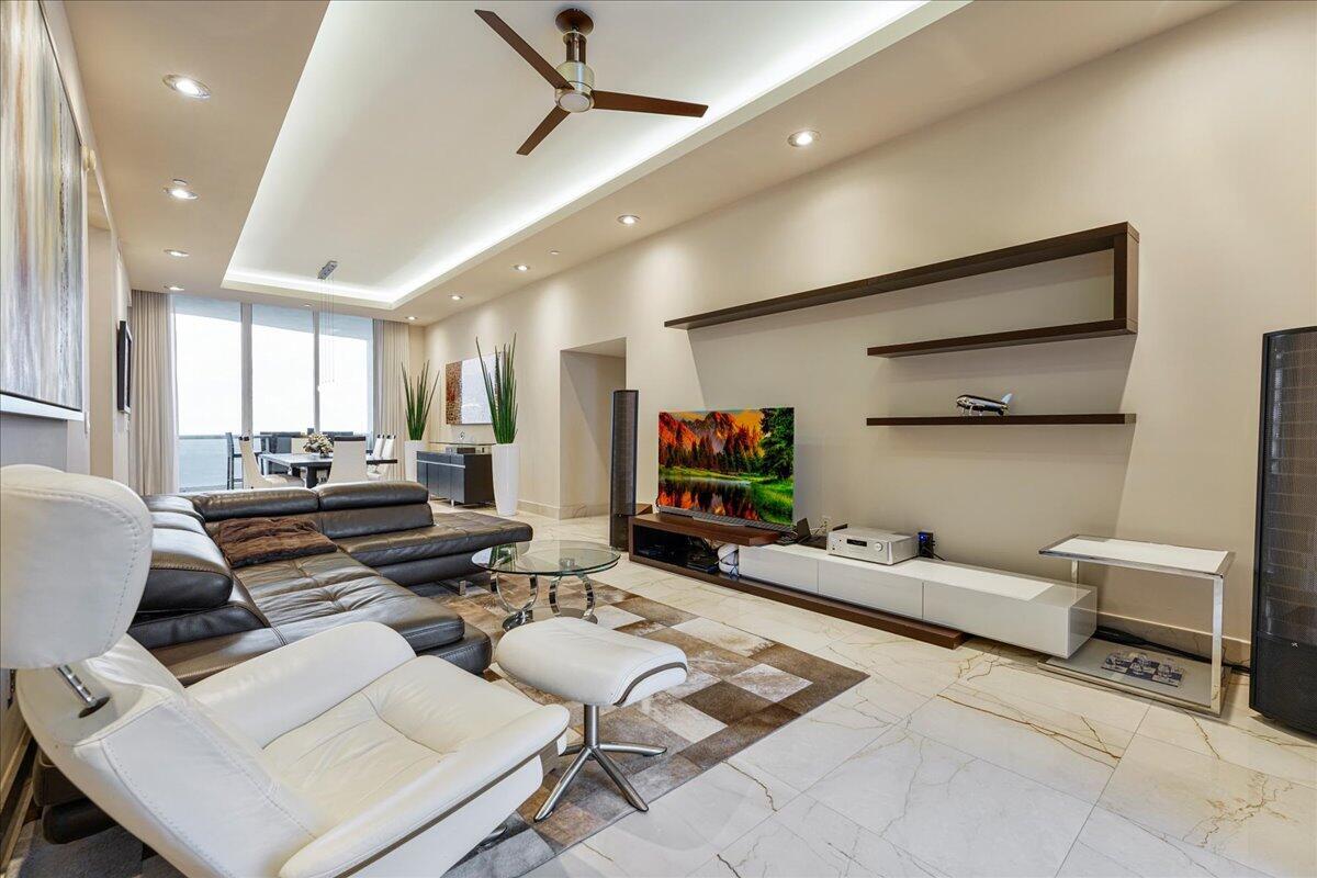 15901 Collins #3804, Sunny Isles Beach FL 33160