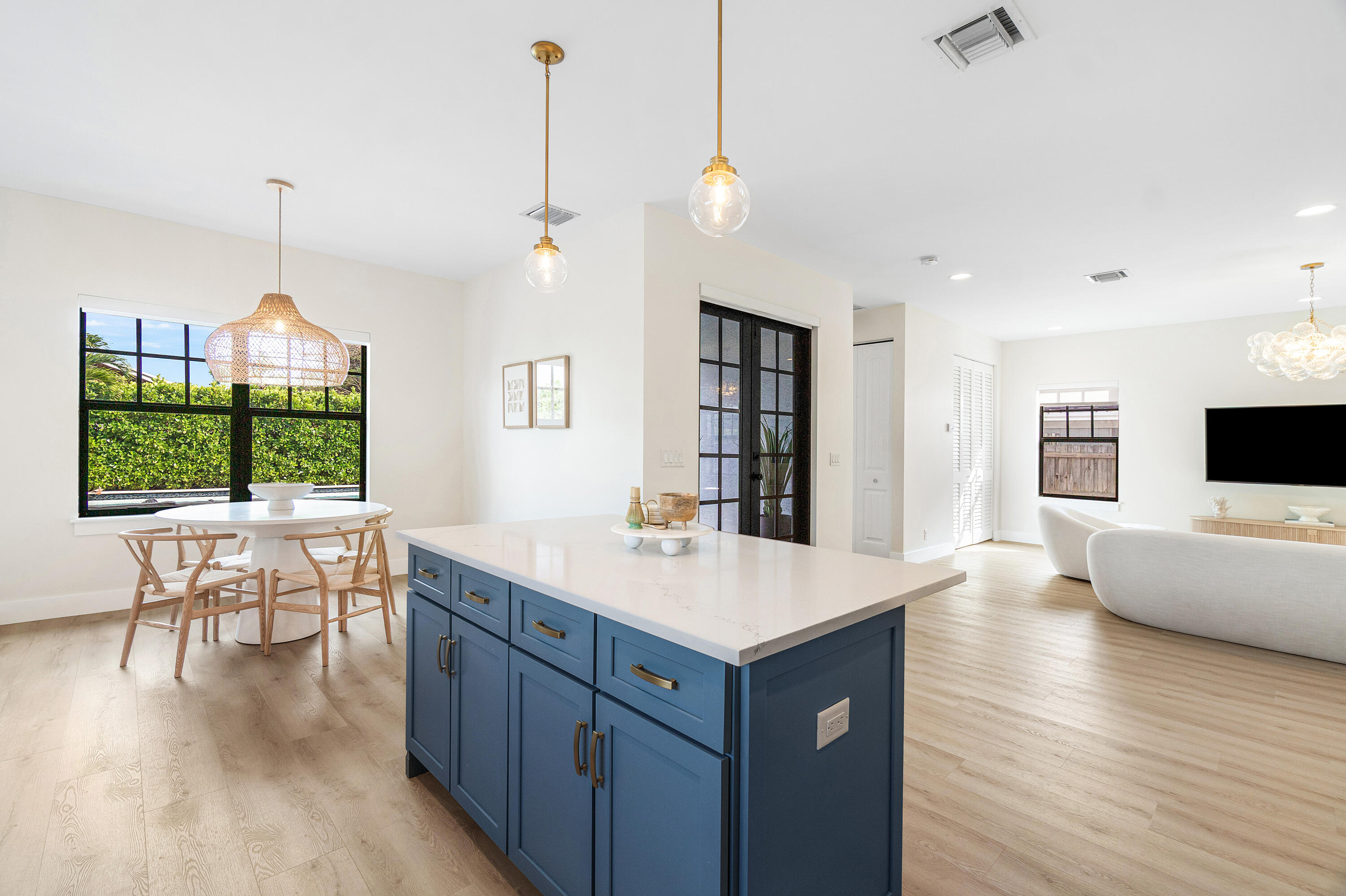 7606 S Olive, West Palm Beach FL 33405