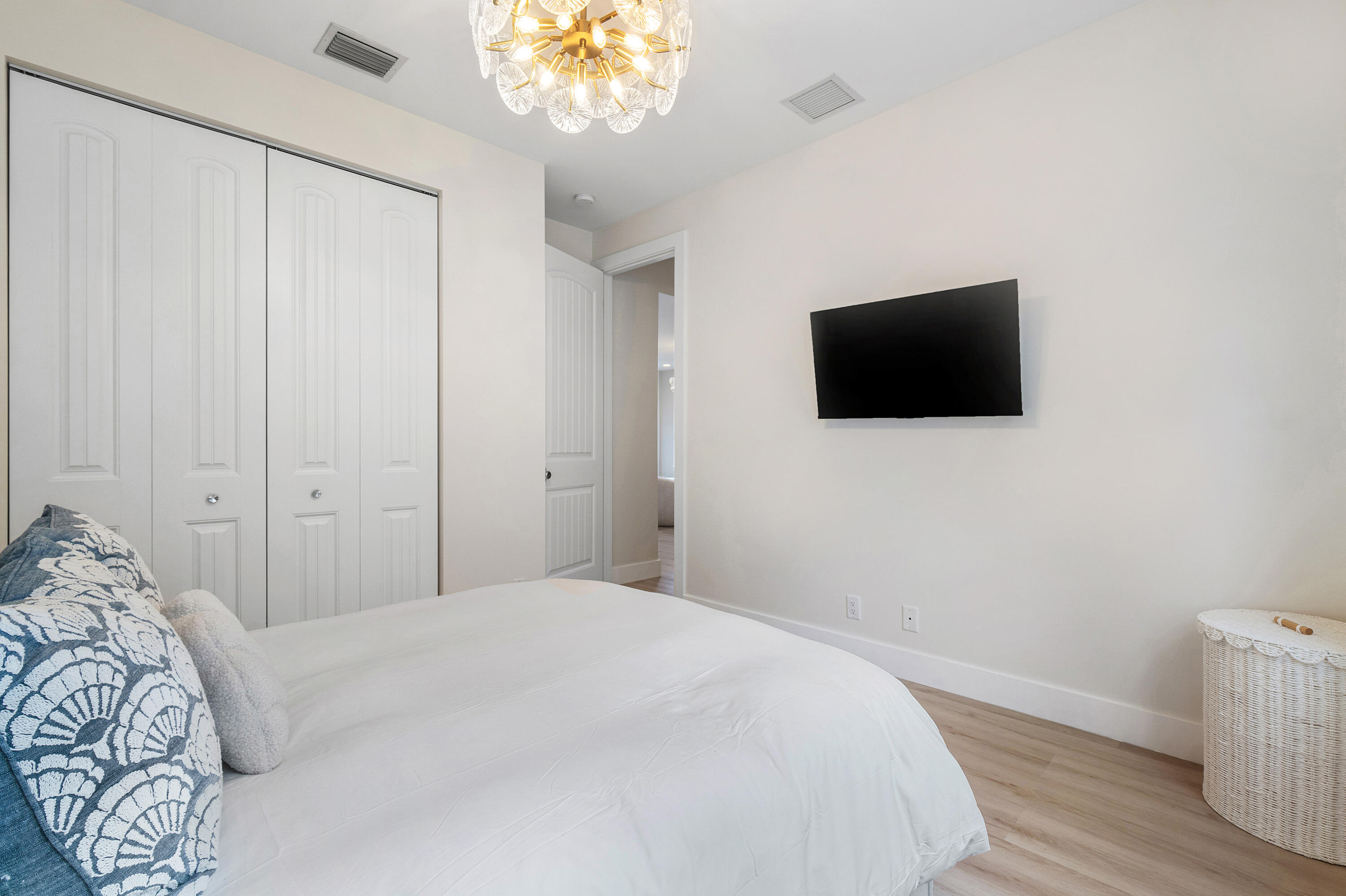 7606 S Olive, West Palm Beach FL 33405