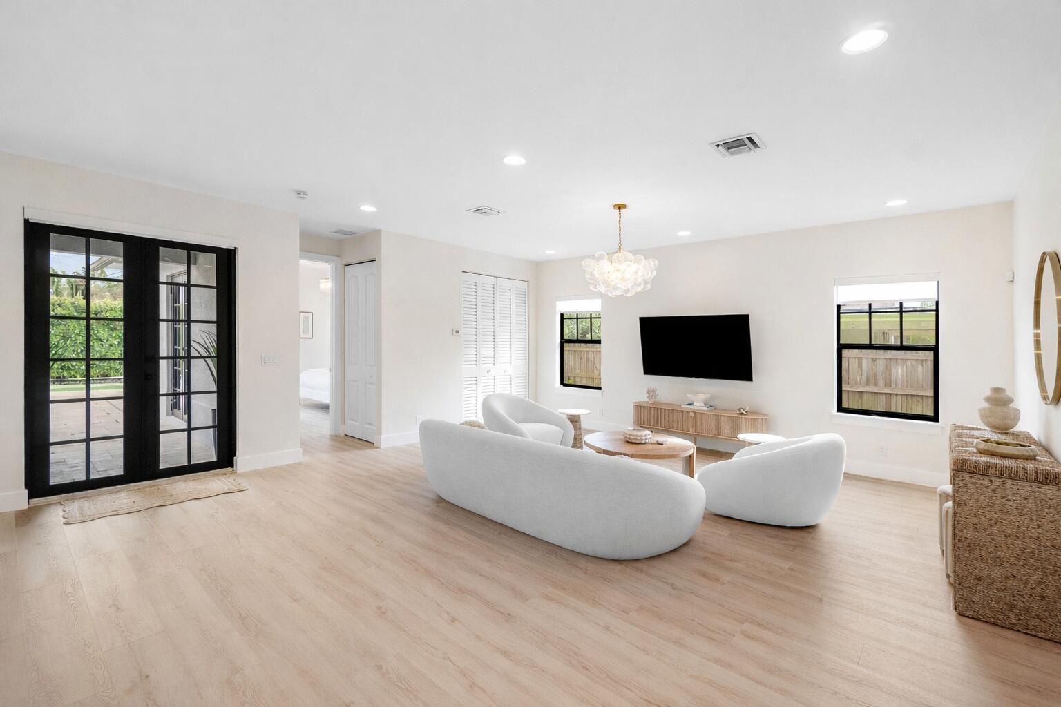 7606 S Olive, West Palm Beach FL 33405