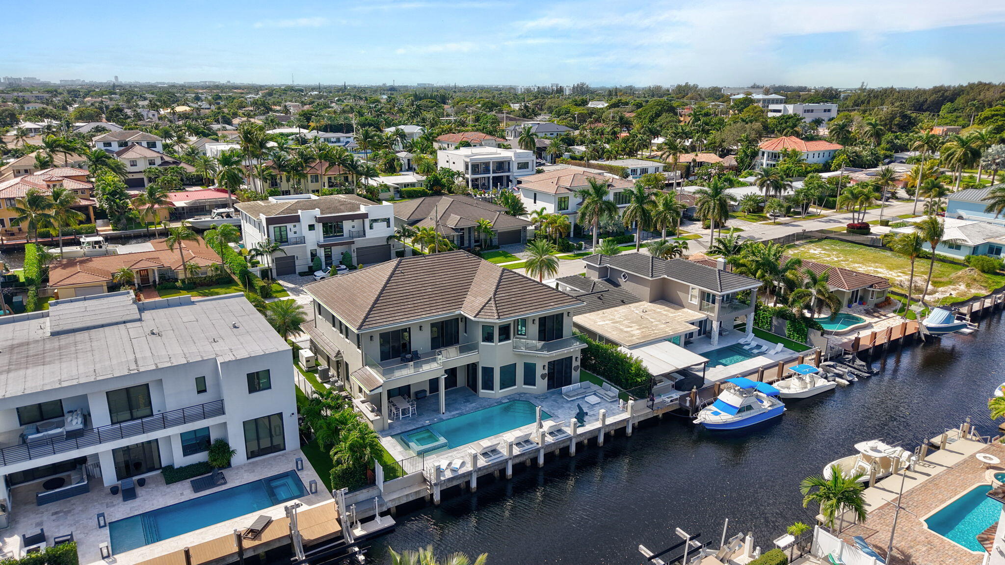 785 NE 70th, Boca Raton FL 33487