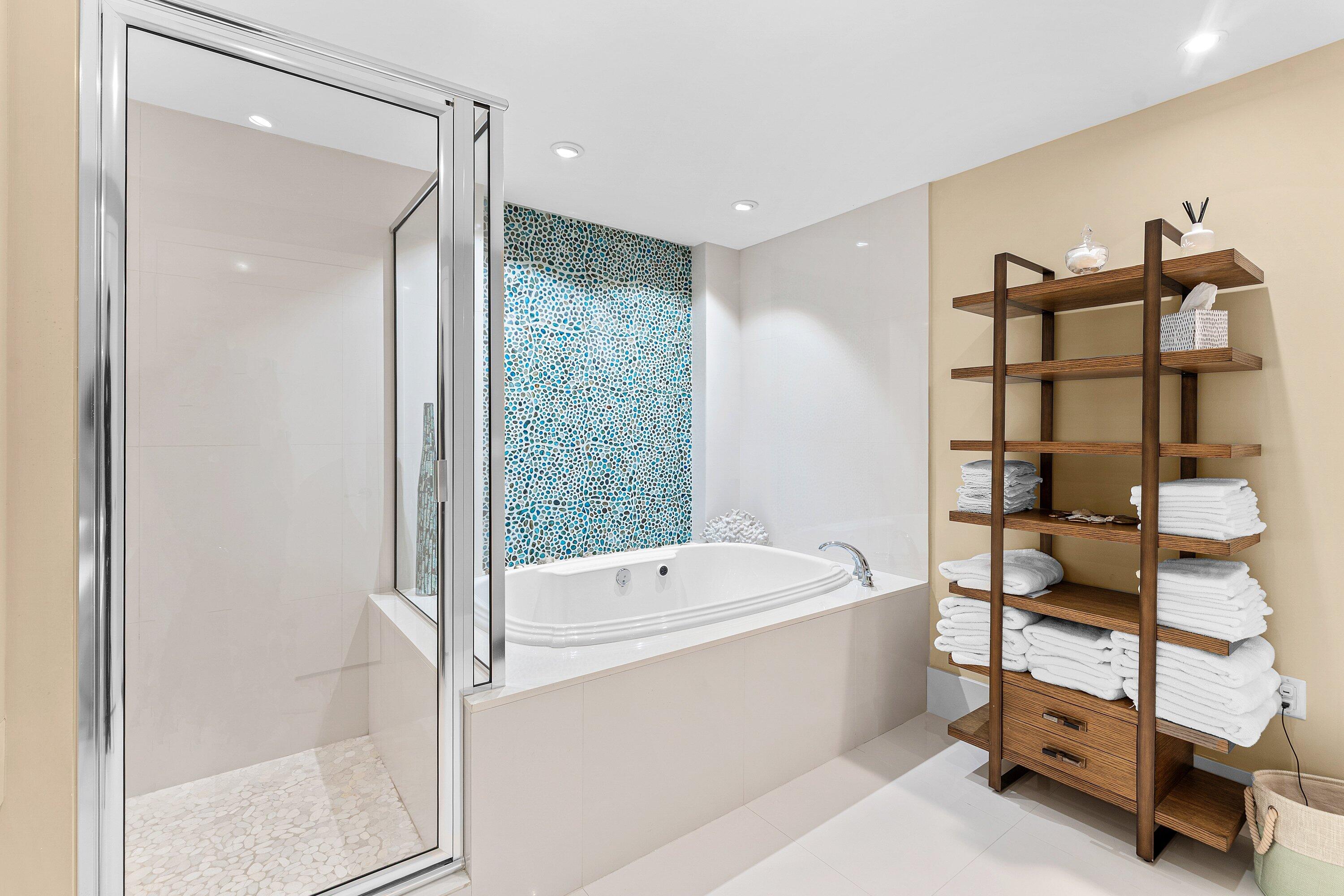 155 S Ocean #303, Palm Beach Shores FL 33404
