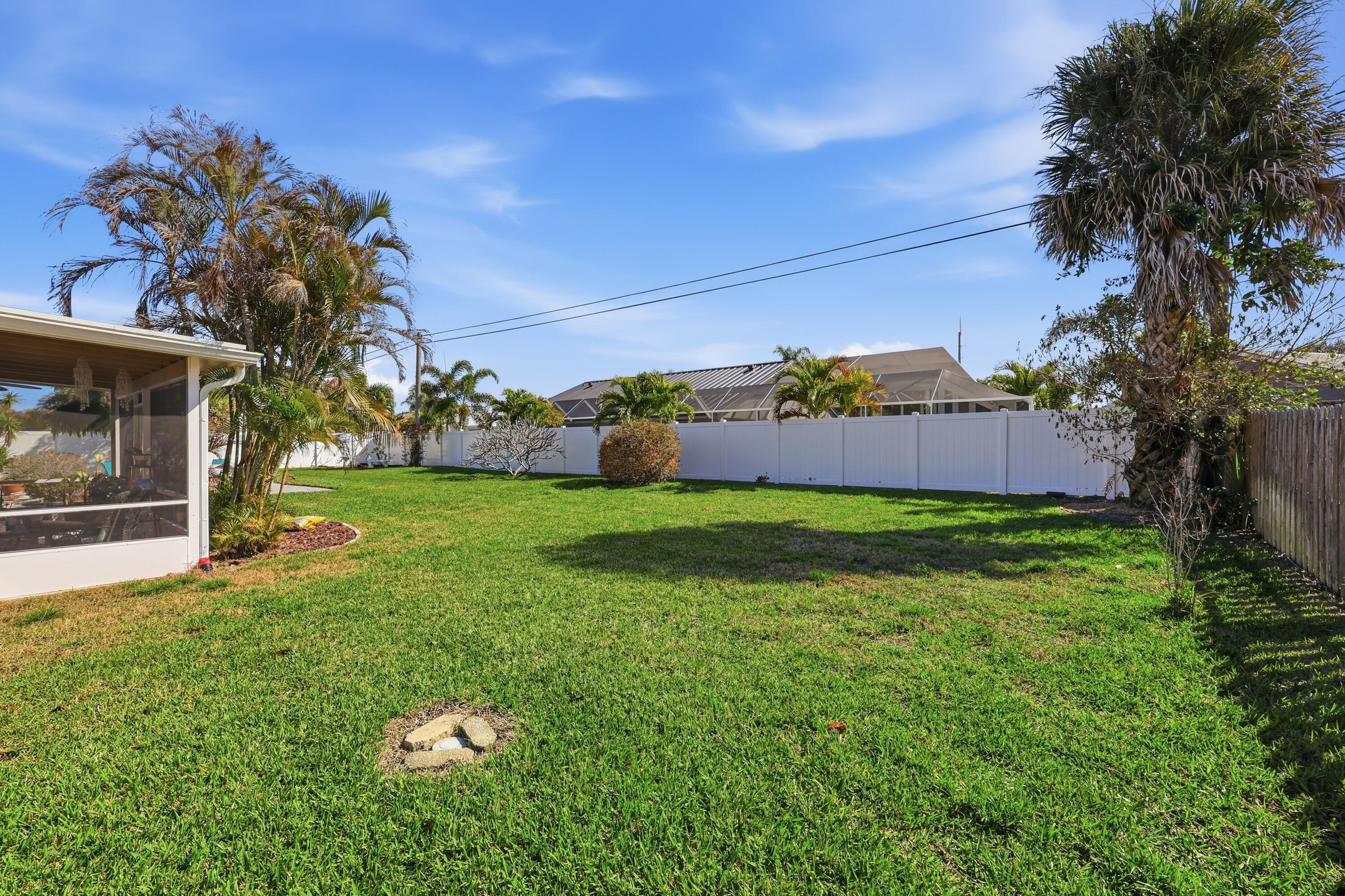 305 Circle, Jupiter FL 33458