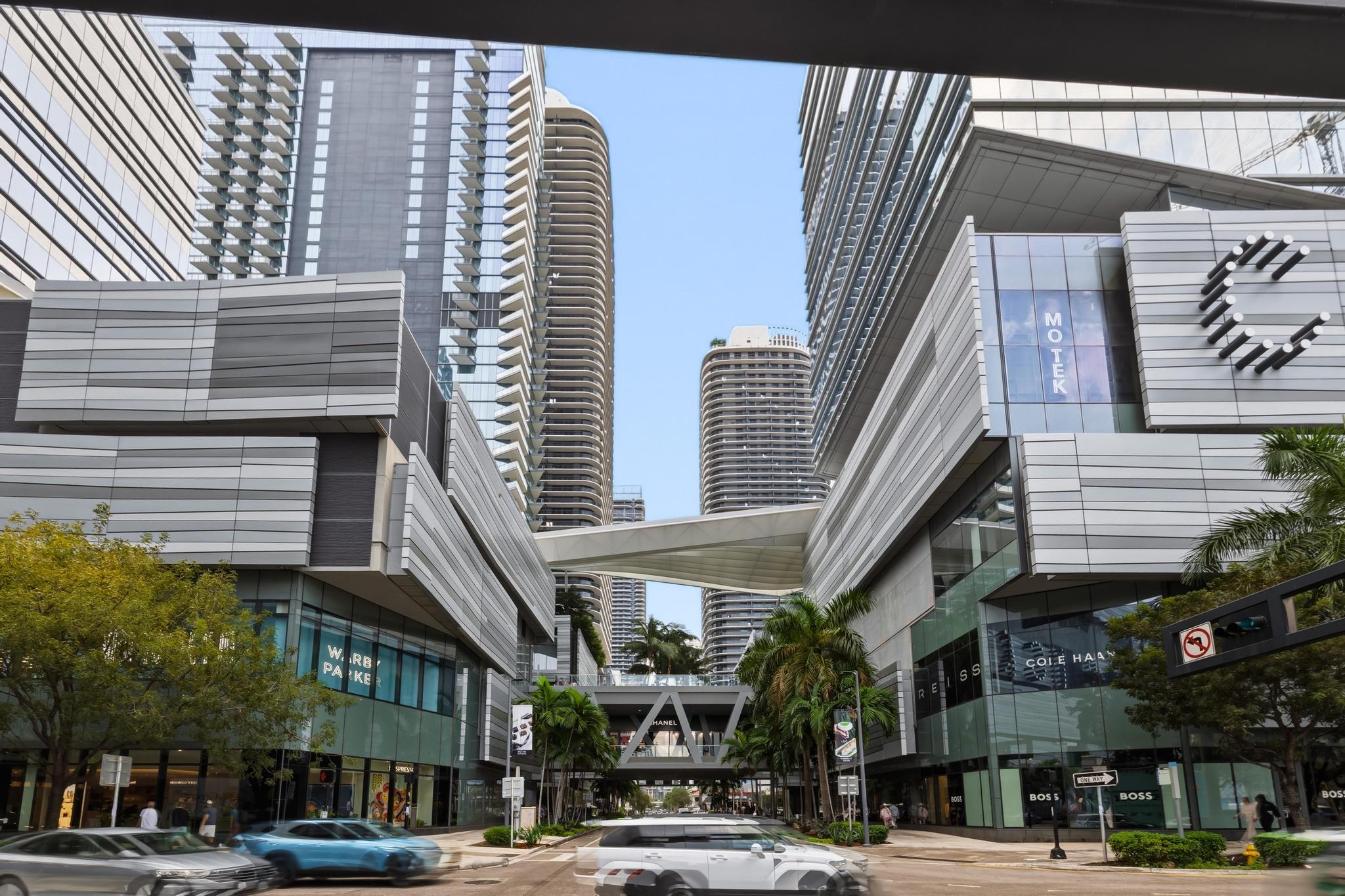 31 SE 6th #2601, Miami FL 33131