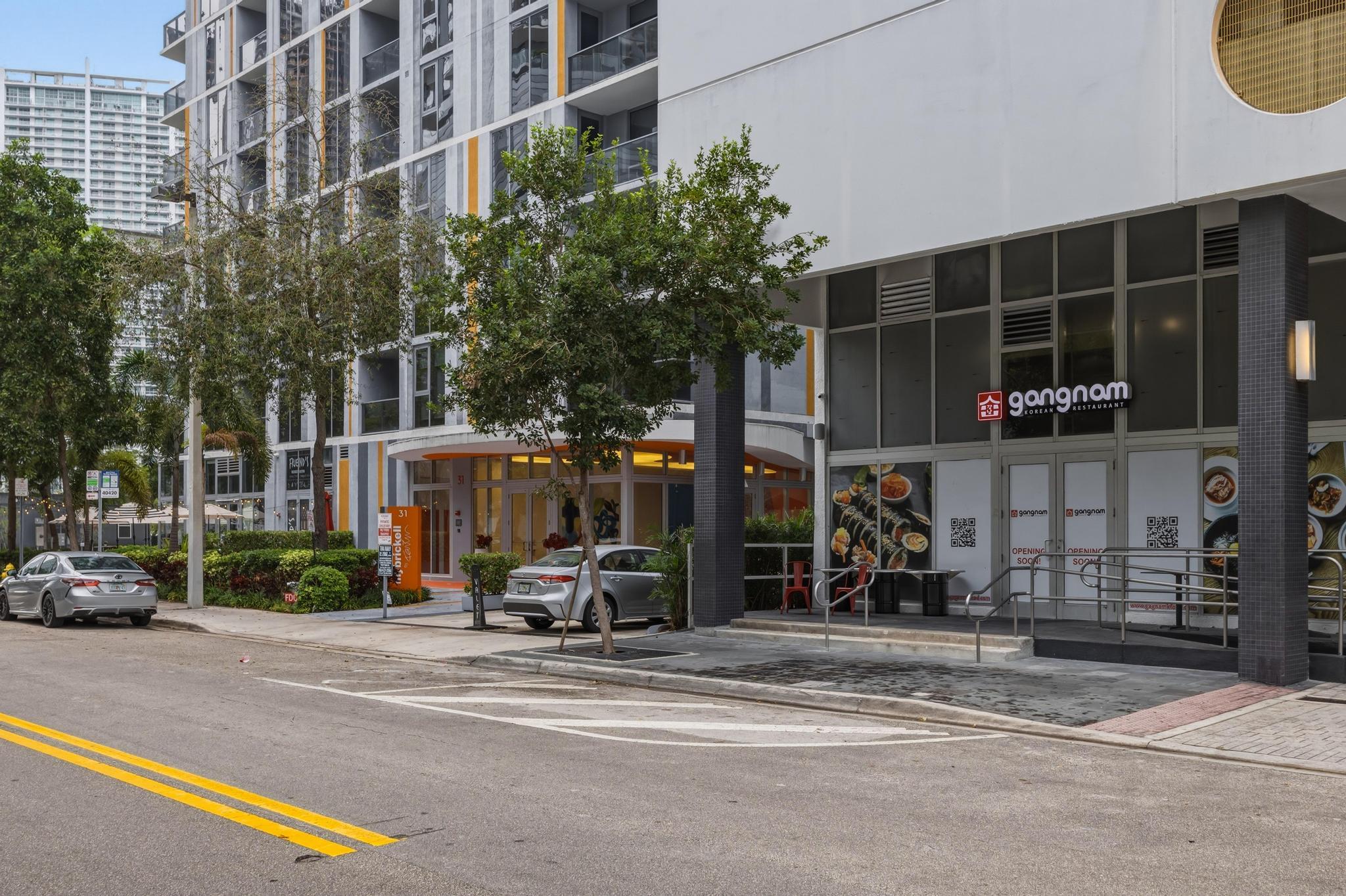 31 SE 6th #2601, Miami FL 33131