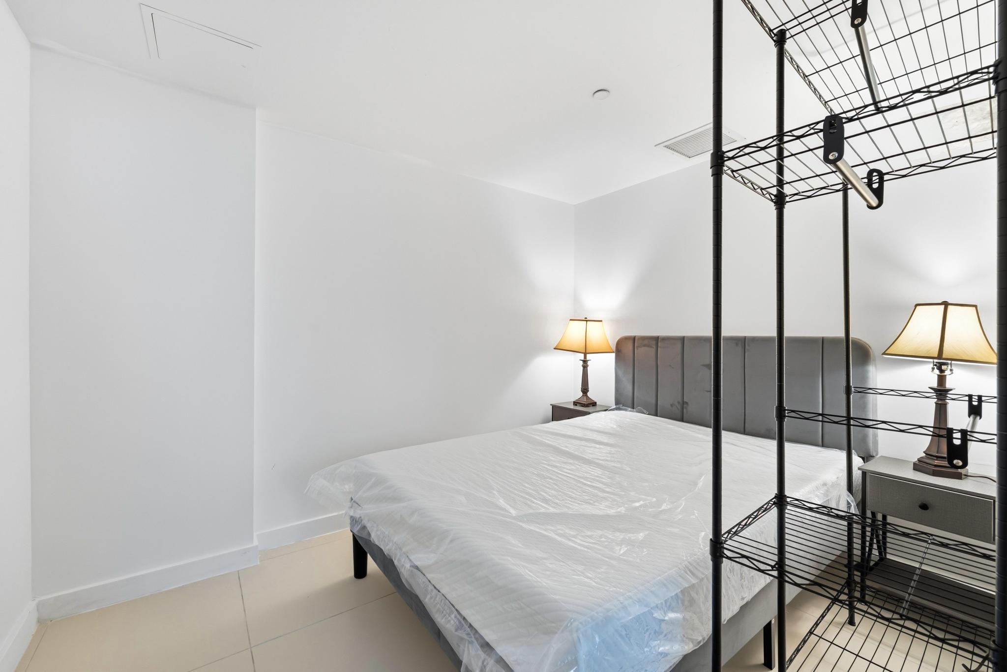 31 SE 6th #2601, Miami FL 33131