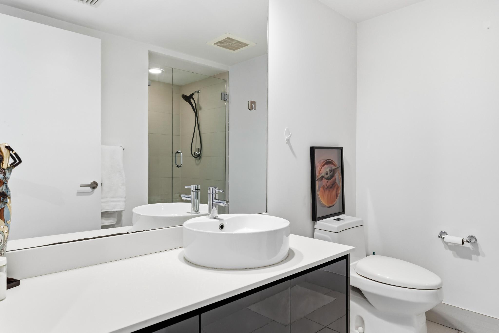 31 SE 6th #2601, Miami FL 33131
