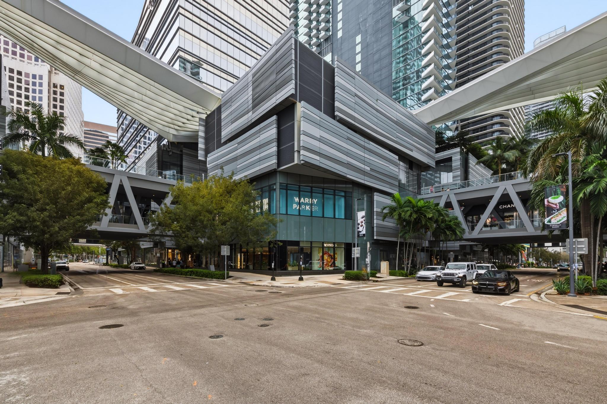 31 SE 6th #2601, Miami FL 33131