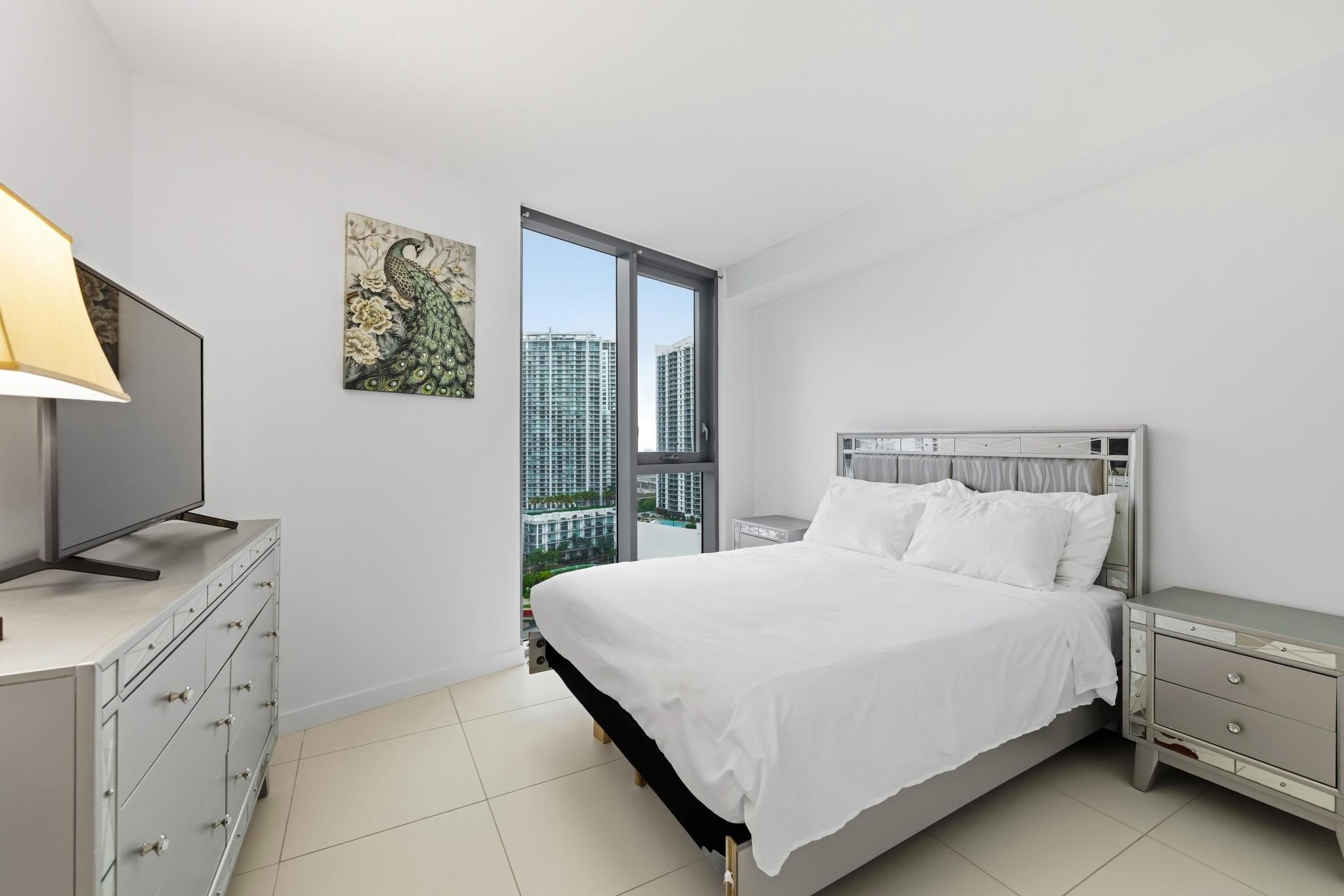 31 SE 6th #2601, Miami FL 33131