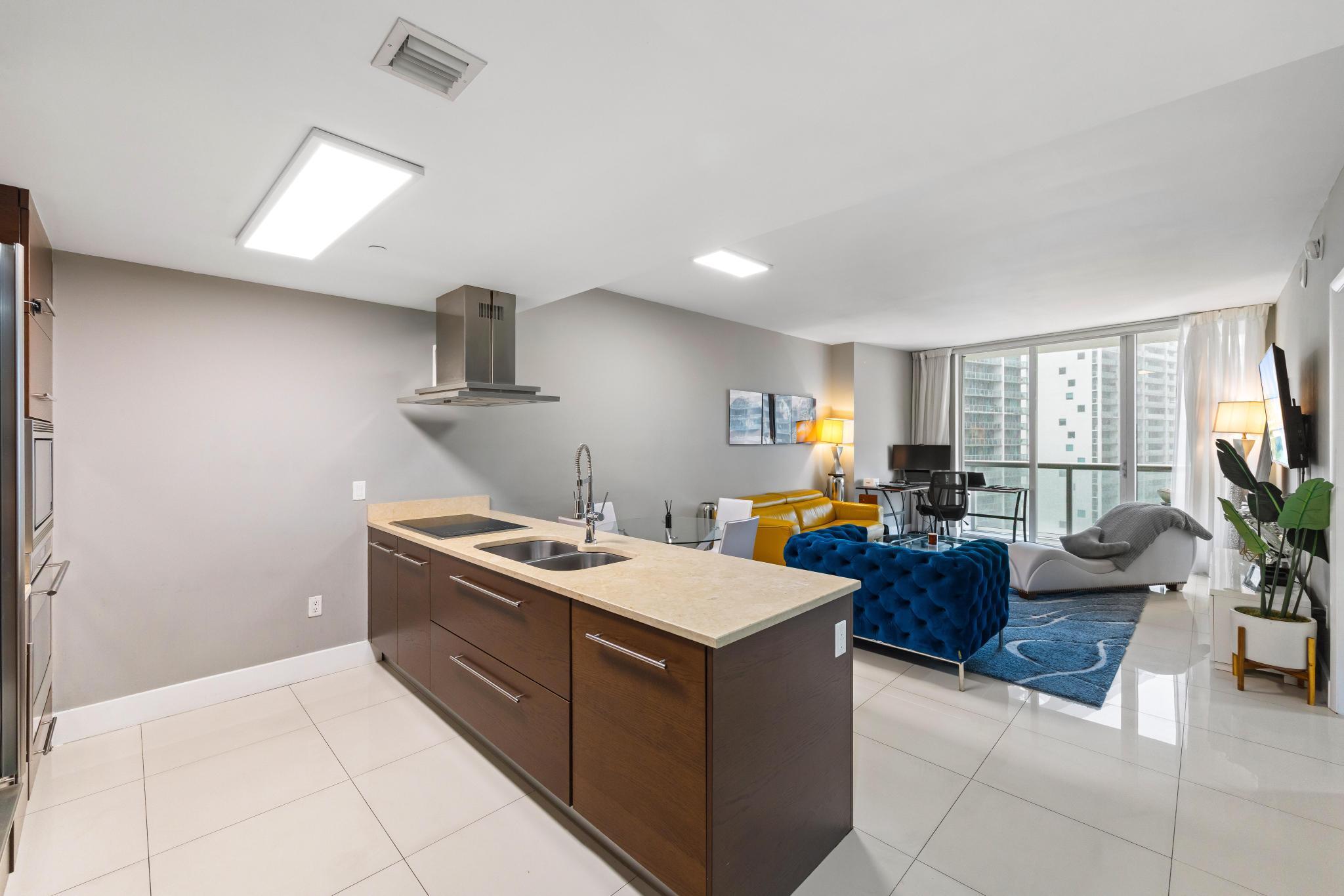 485 Brickell #2506, Miami FL 33131