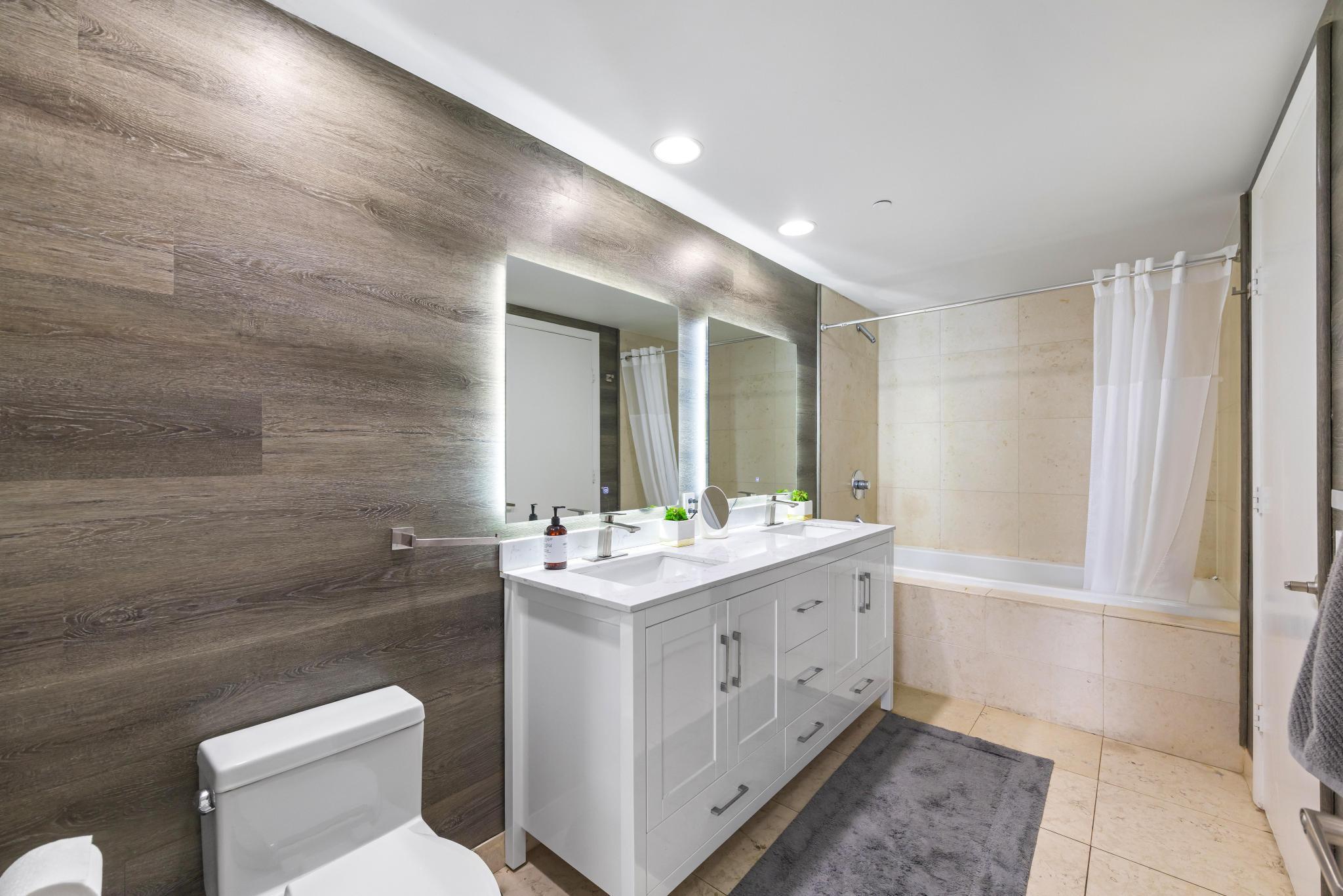485 Brickell #2506, Miami FL 33131