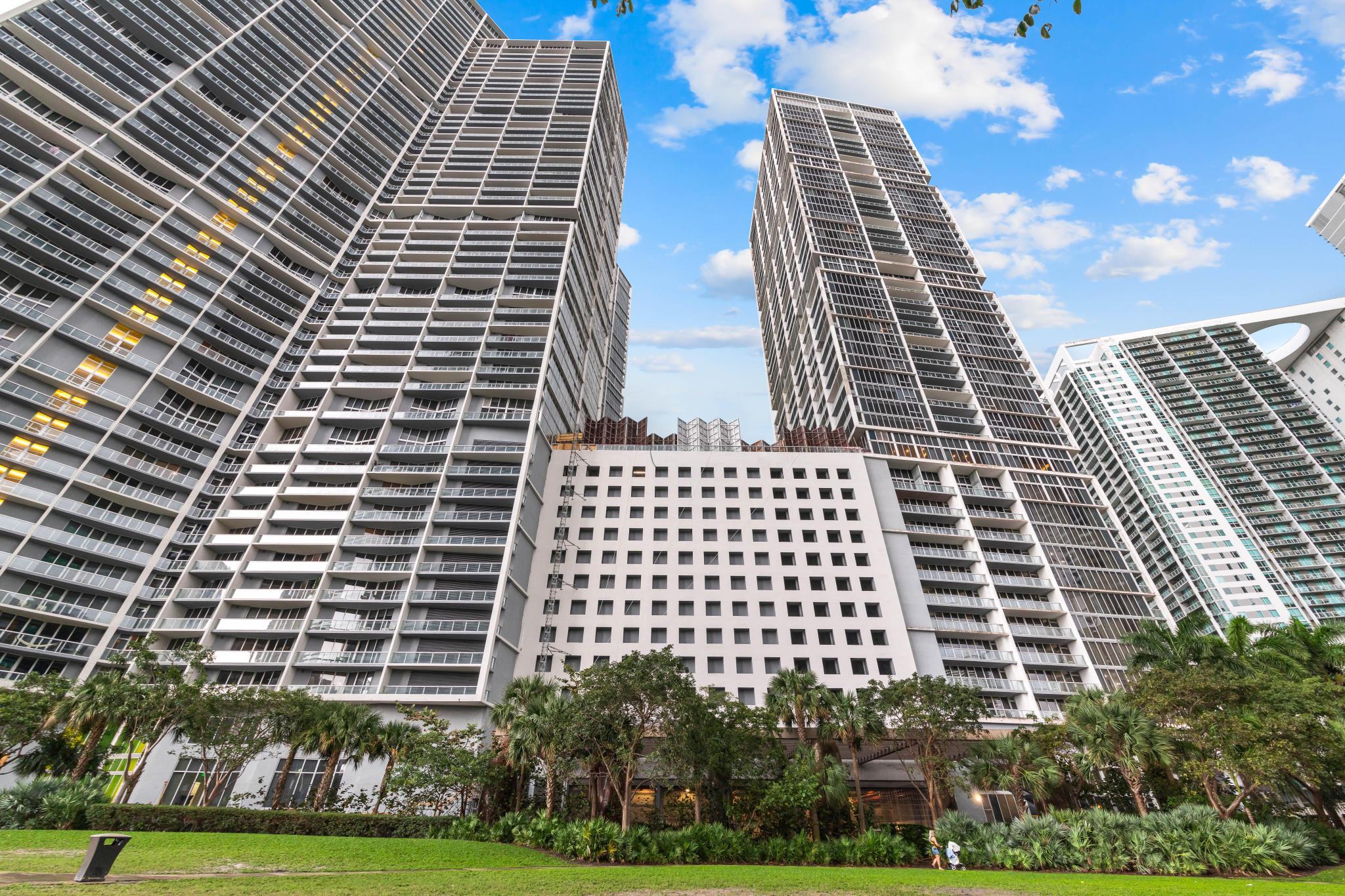 485 Brickell #2506, Miami FL 33131