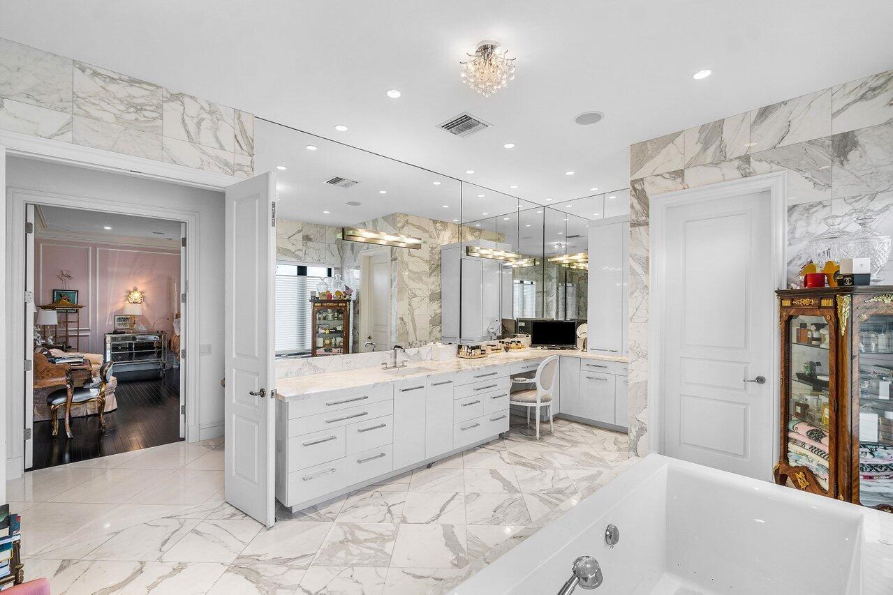 7172 Valencia, Boca Raton FL 33433