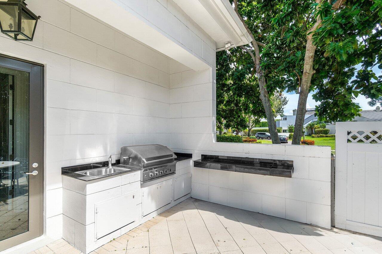 7172 Valencia, Boca Raton FL 33433