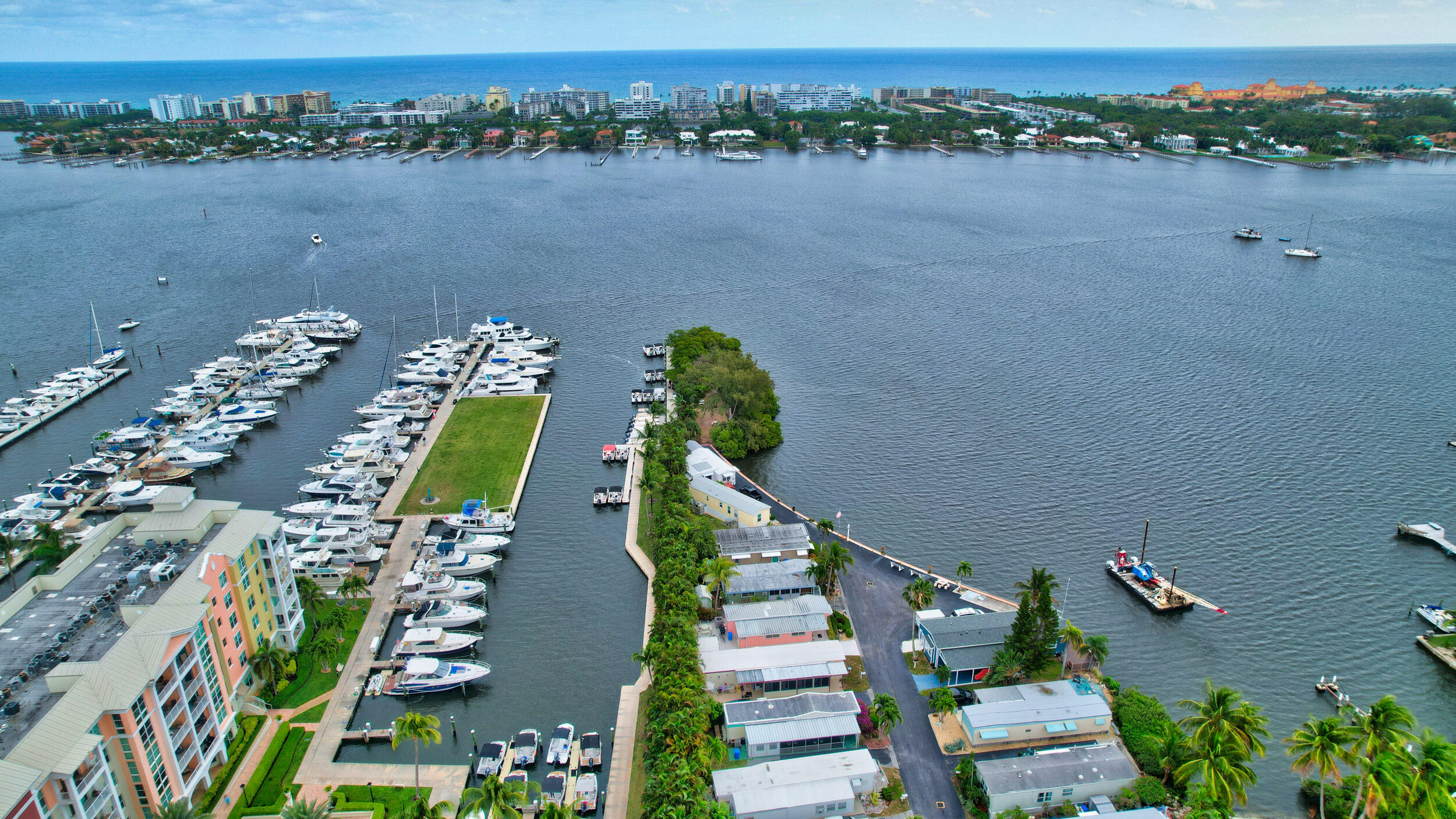 802 W Windward #304, Lantana FL 33462