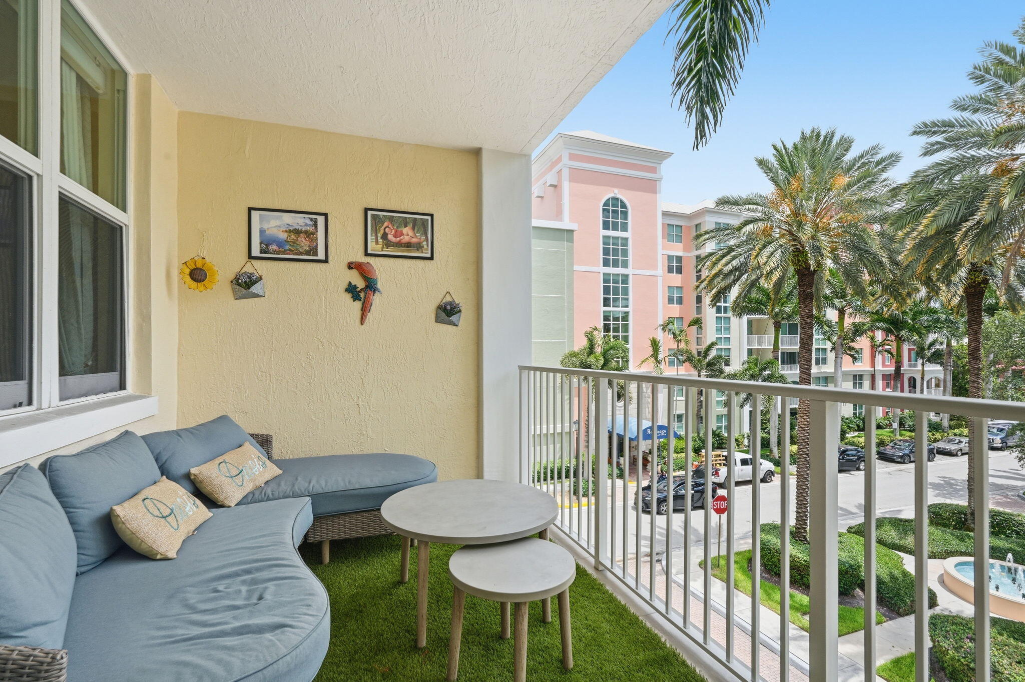 802 W Windward #304, Lantana FL 33462